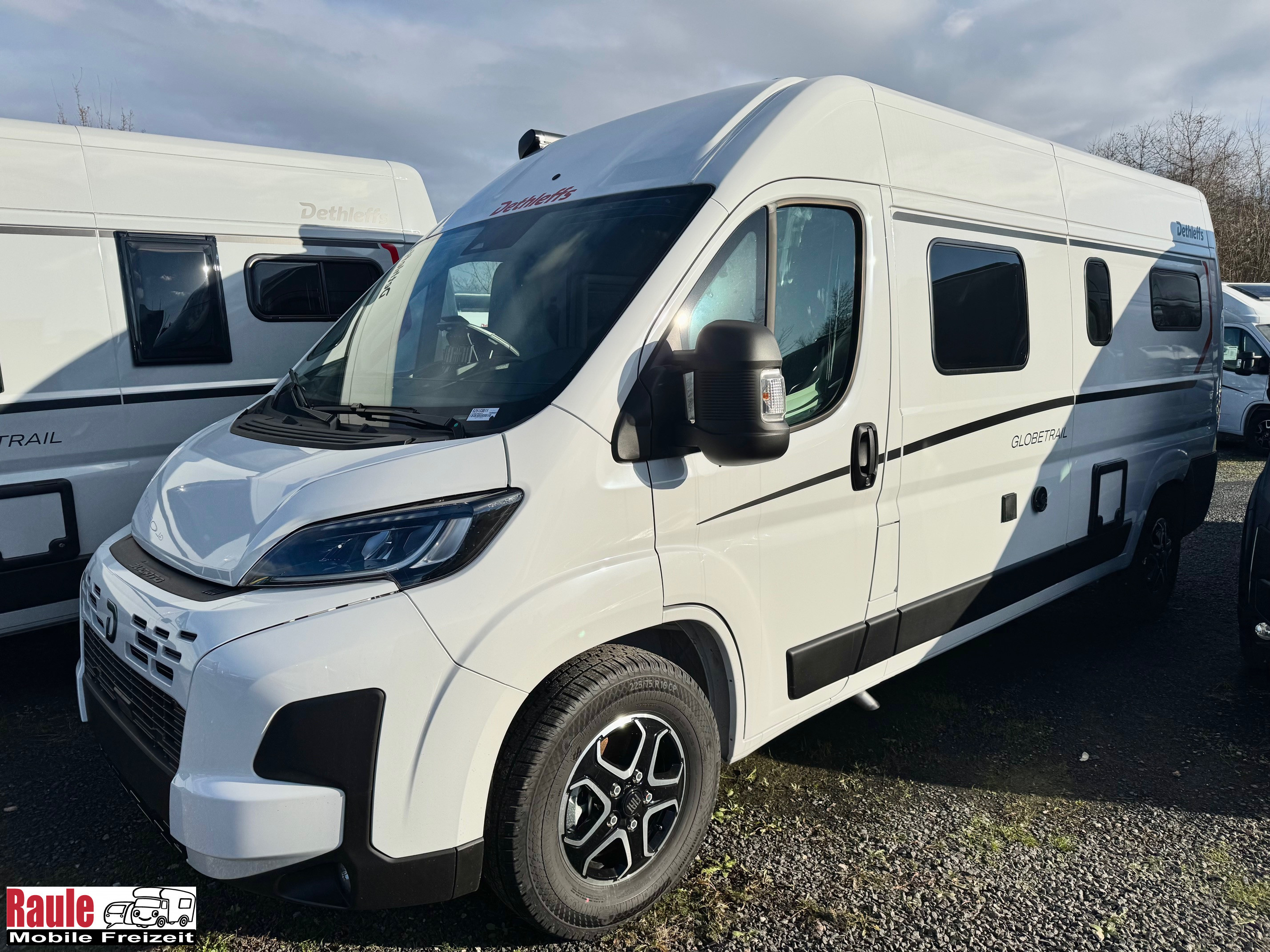 [general.product.image.short] 1 - Dethleffs Van Globetrail 600 DR *ab November* 2025