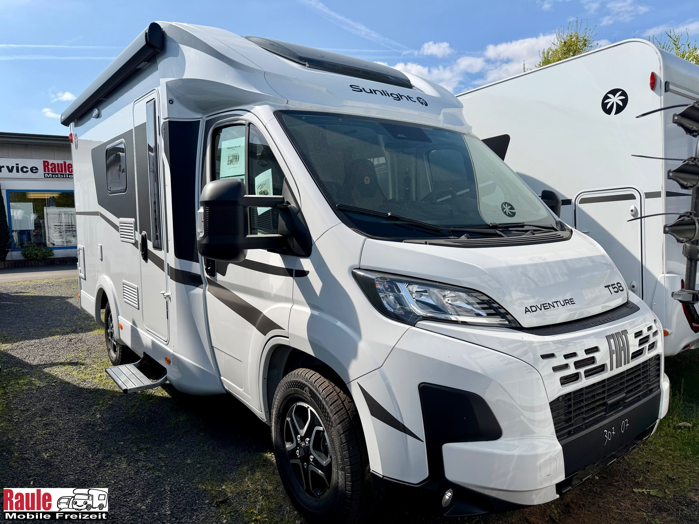 [general.product.image.short] 1 - Sunlight T 58 Adv. mit Hubbett & Automatik *ab HER