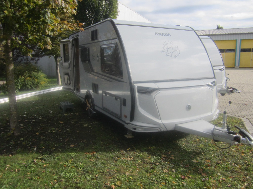 [general.product.image.short] 1 - Knaus SUEDWIND 420 QD 60 YE. LP.38.494 € - Klima 2