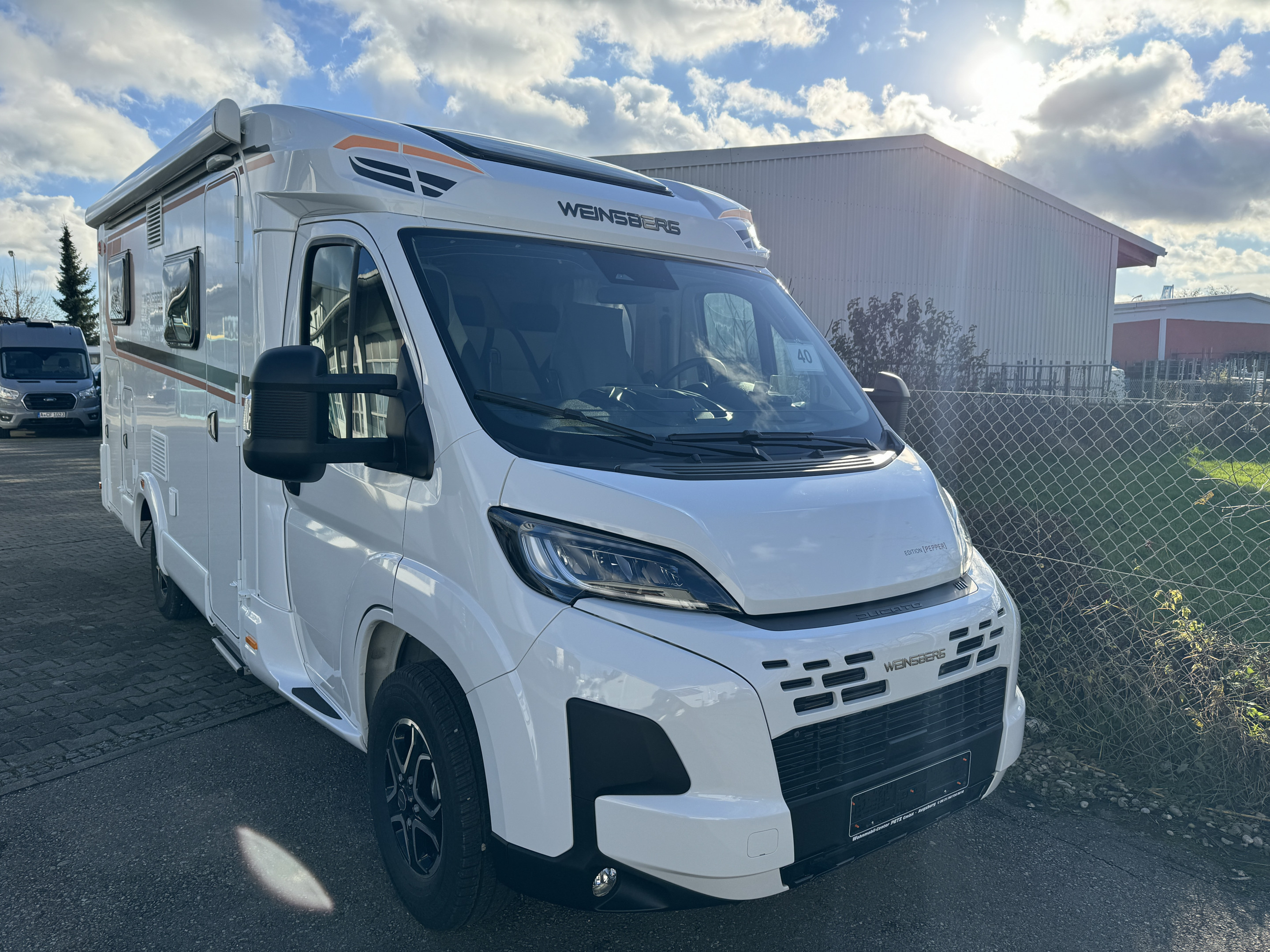 [general.product.image.short] 1 - Weinsberg CaraCompact 600 MEG L.P 82.919 € 2025