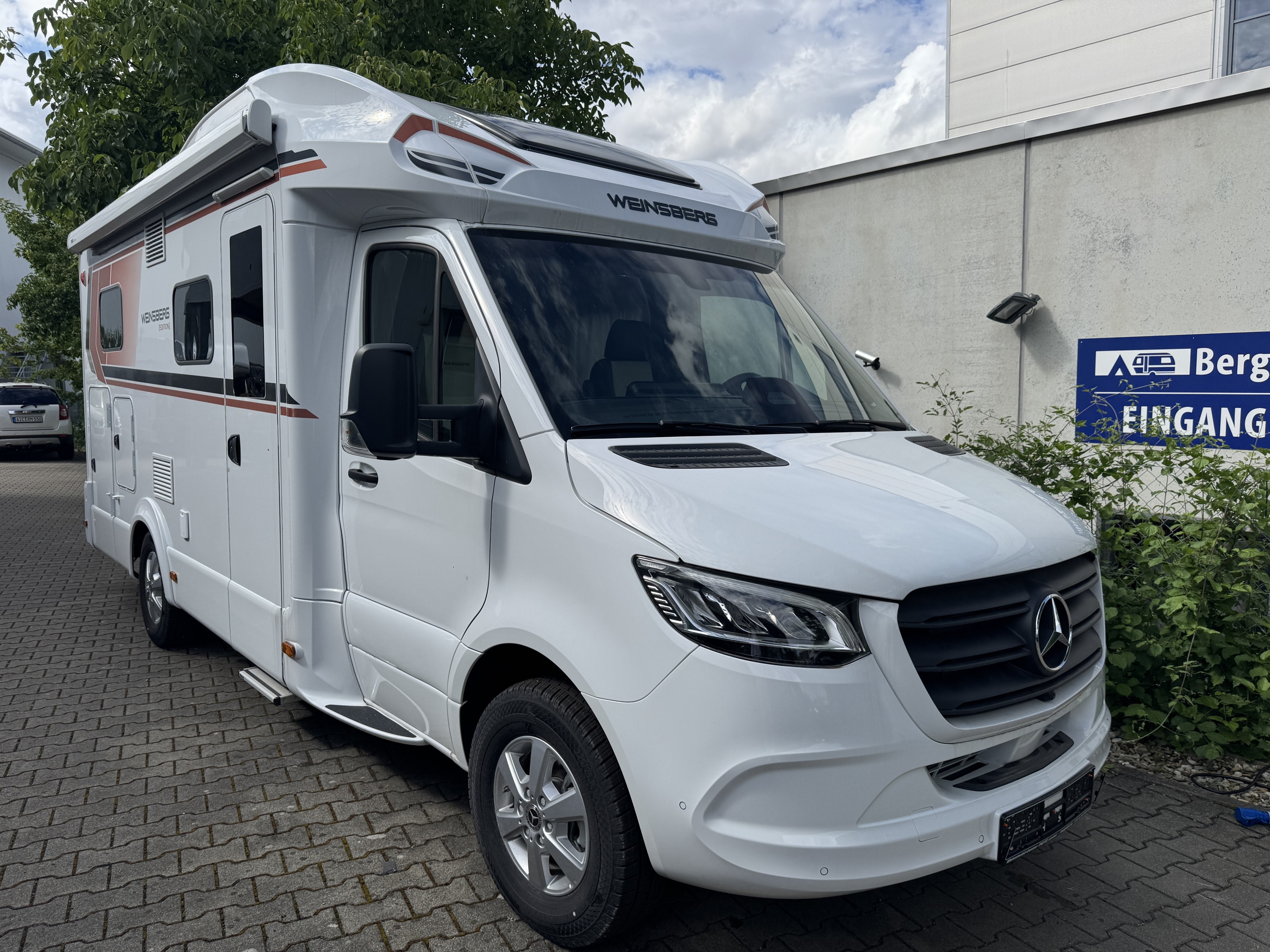 [general.product.image.short] 1 - Weinsberg CaraCompact Suite 640 MEG "PEPPER" LP108