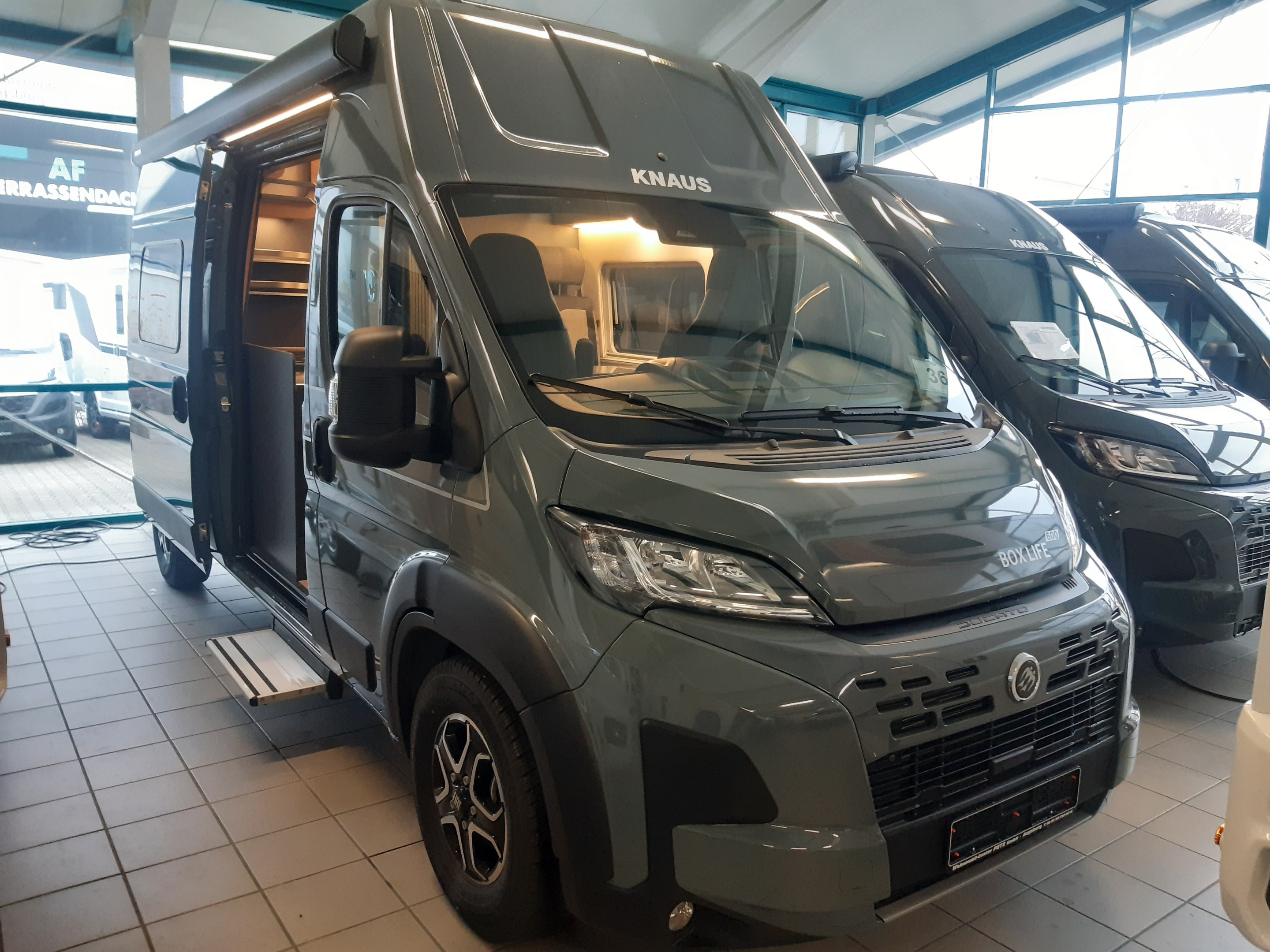 [general.product.image.short] 1 - Knaus Van BOXLIFE 600 DQ PLATINUM SELECTION LP 77.