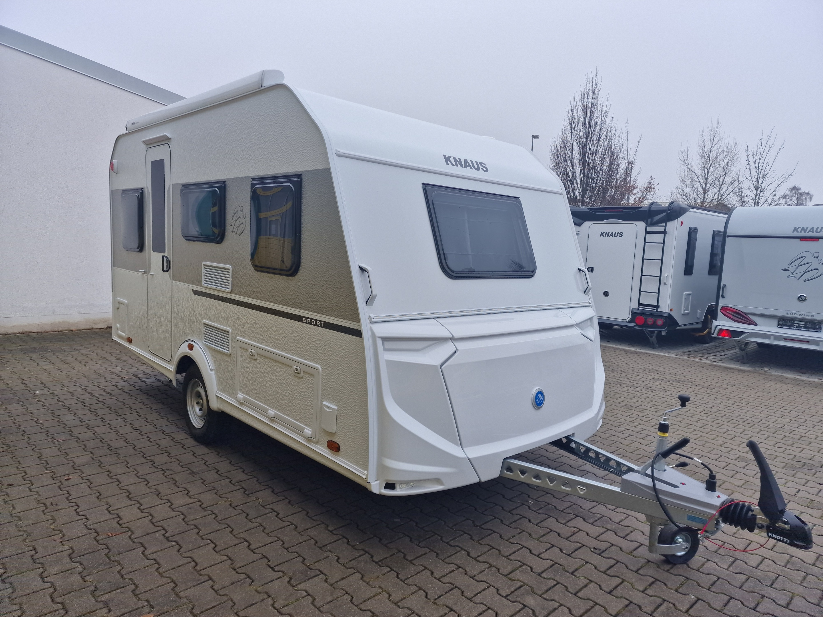 [general.product.image.short] 1 - Knaus SPORT 400 QD MJ26 LP 25.429 €! 2026