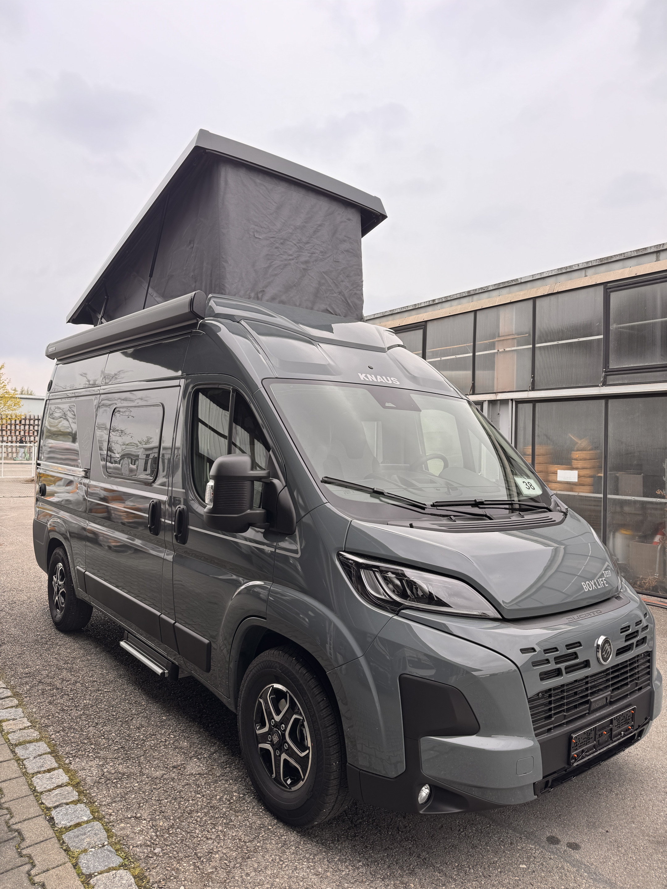 [general.product.image.short] 1 - Knaus Van BOXLIFE 540 MQ PLATINUM SELECTION LP 84.
