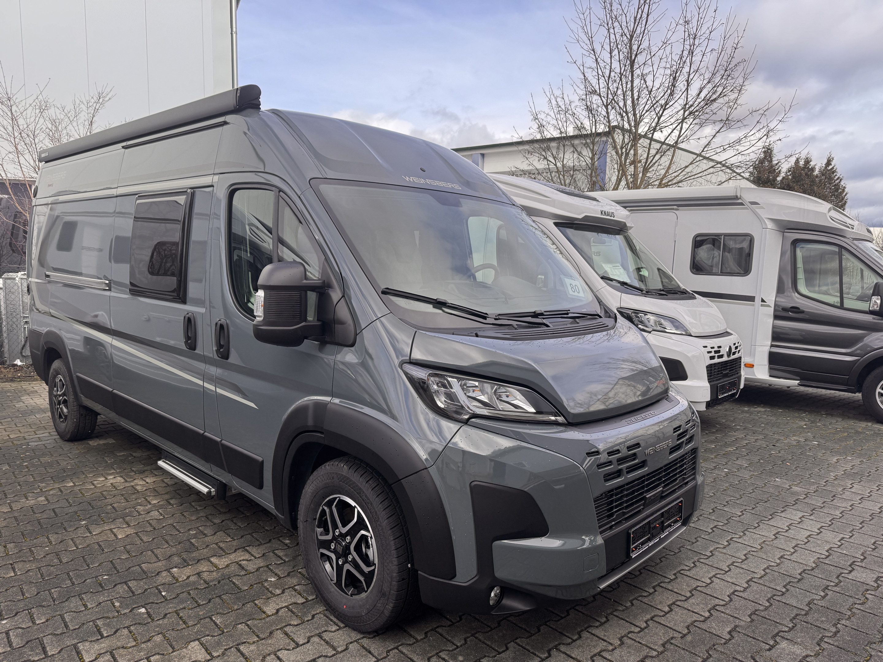 [general.product.image.short] 1 - Weinsberg Van CaraBus GREY 600 ME "FIRE" - LP 68.1