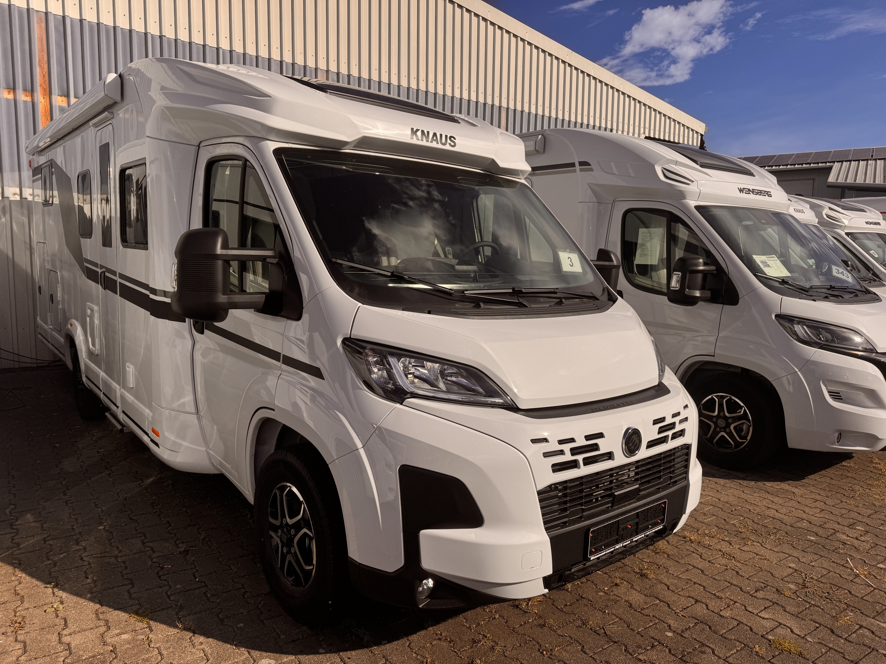 [general.product.image.short] 1 - Knaus L!VE TI 700 MEG PLATINUM SELECTION LP 93.925 €! 2026