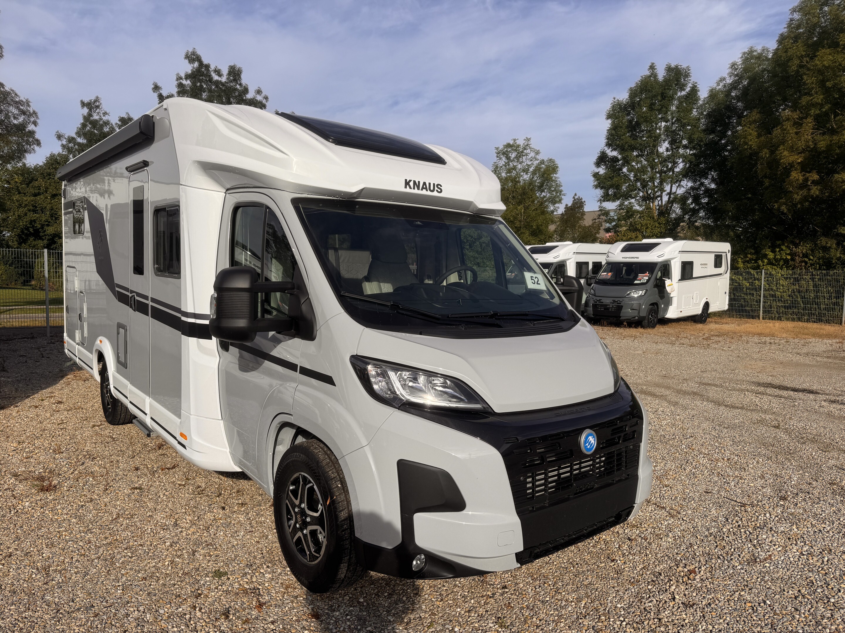 [general.product.image.short] 1 - Knaus L!VE WAVE 700 MEG PLAT. SEL. LP 97.477 € ! 2