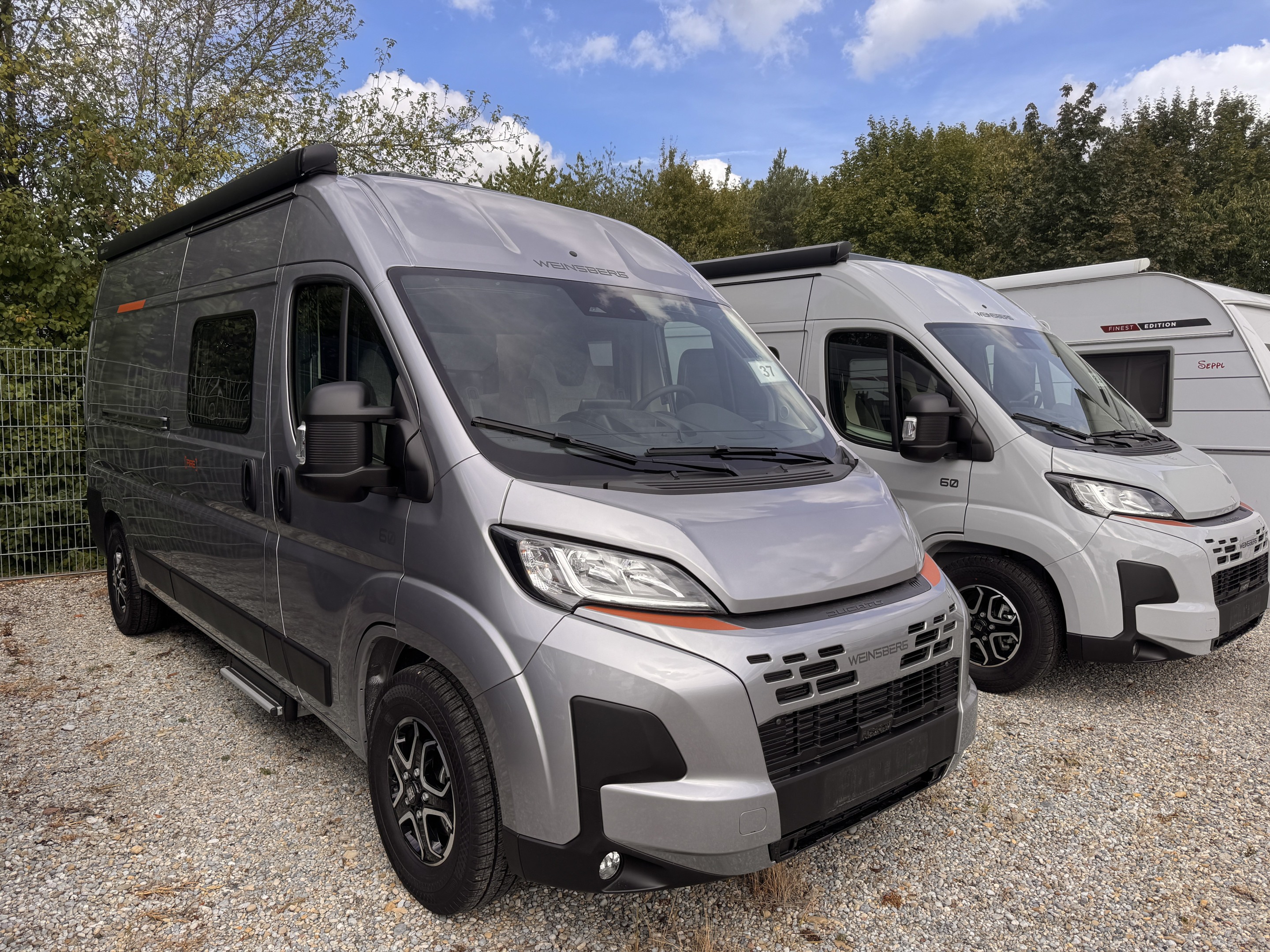 [general.product.image.short] 1 - Weinsberg Van CaraBus GREY 600 ME EDITION [FIRE] L