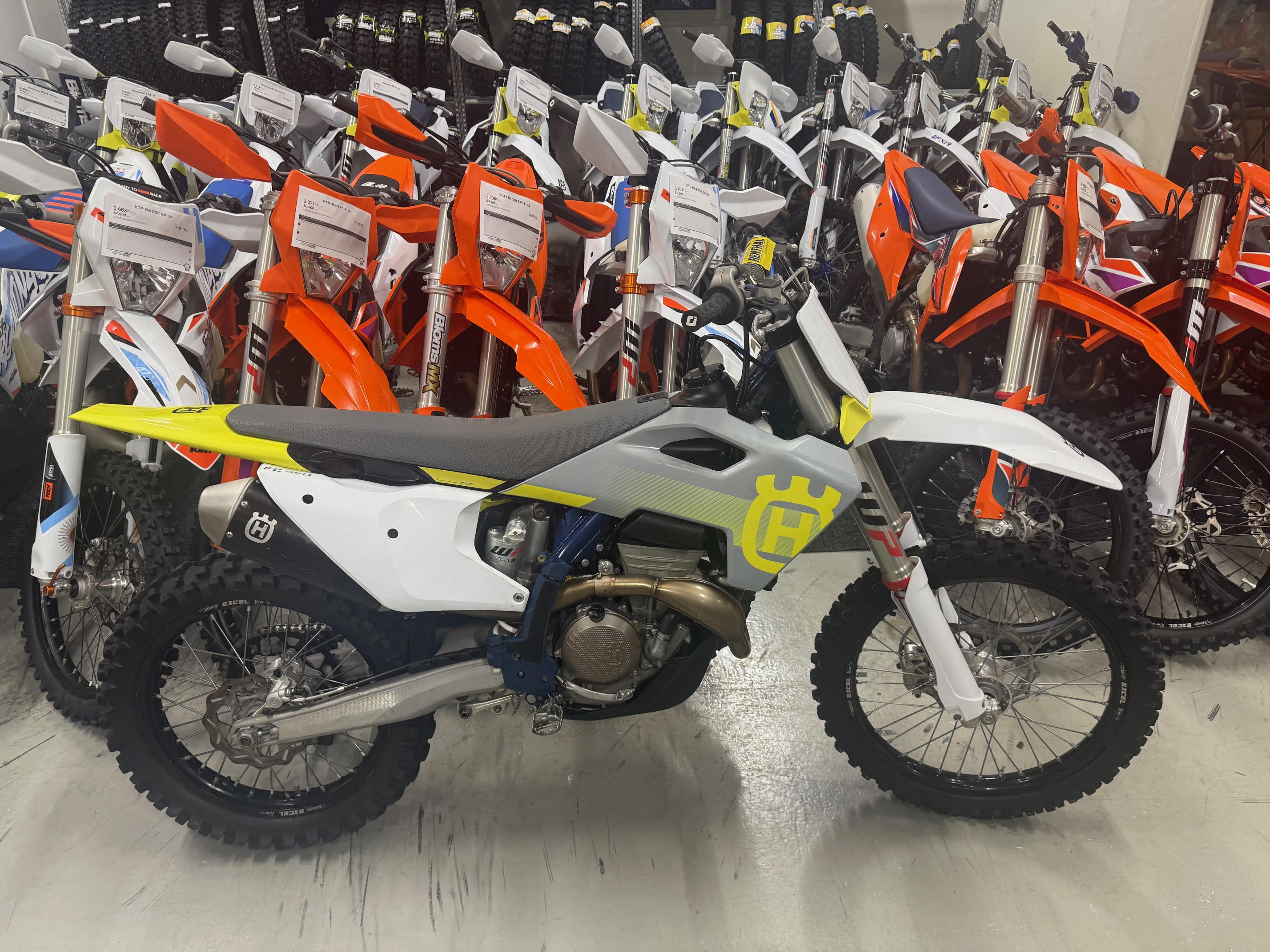 Produktbild 1 - Husqvarna FC 350 2024