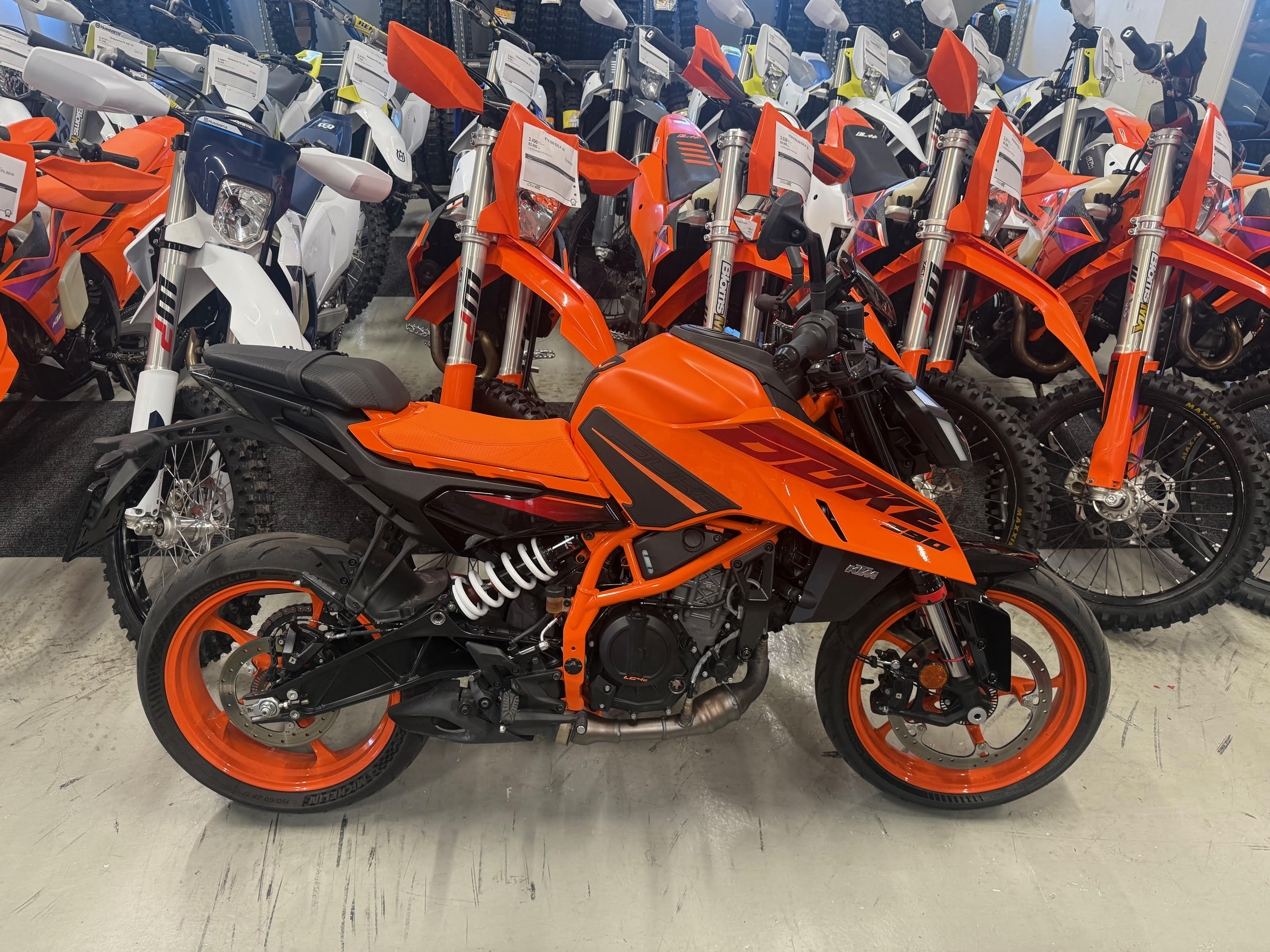 Produktbild 1 - KTM KTM 390 DUKE 2024