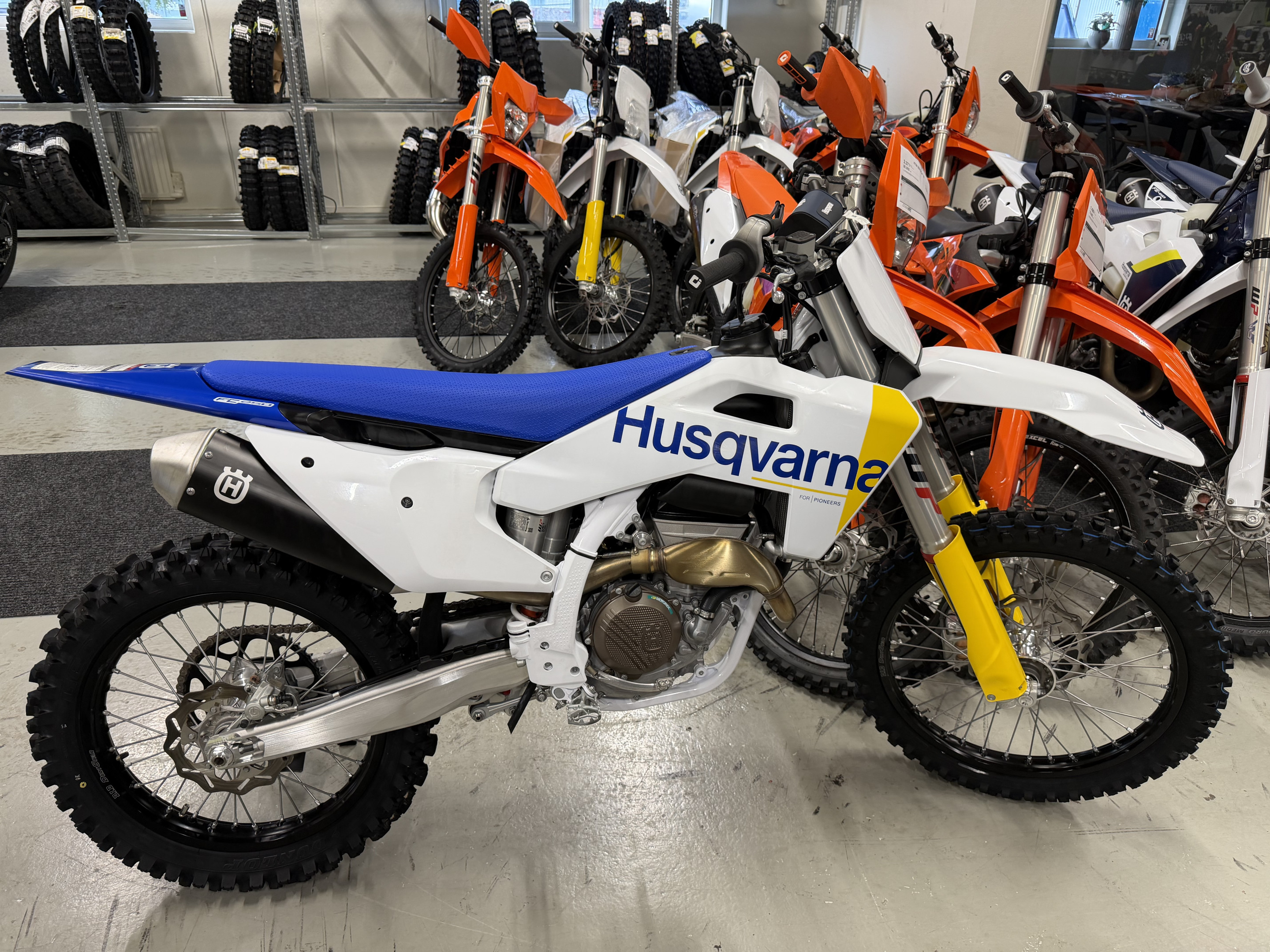 Produktbild 1 - Husqvarna FC 250 Demokörd 2027
