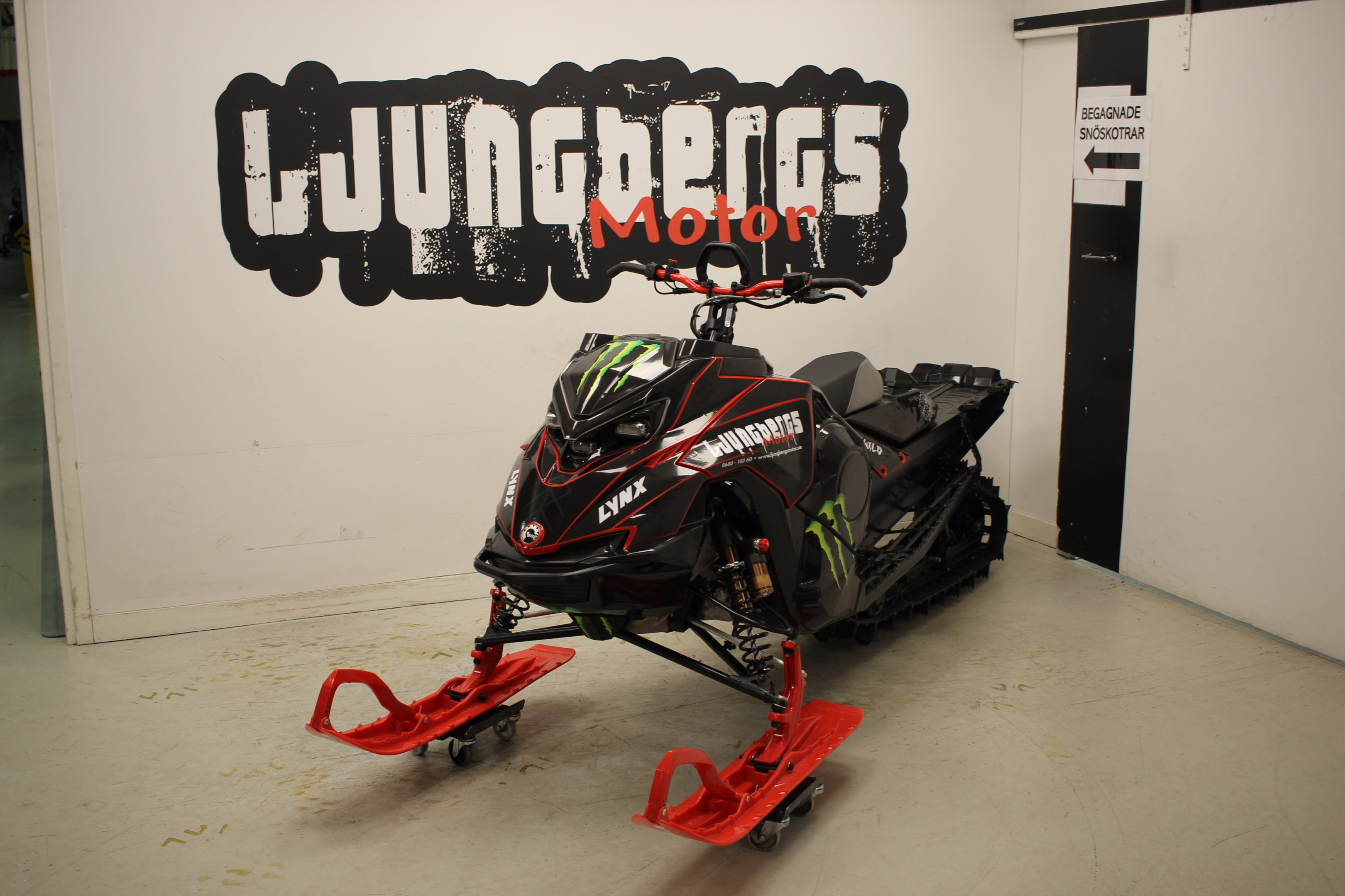 Produktbild 1 - Lynx Shredder RE 850 E-tec 3700 SHOT 2025 *MOMSAD 