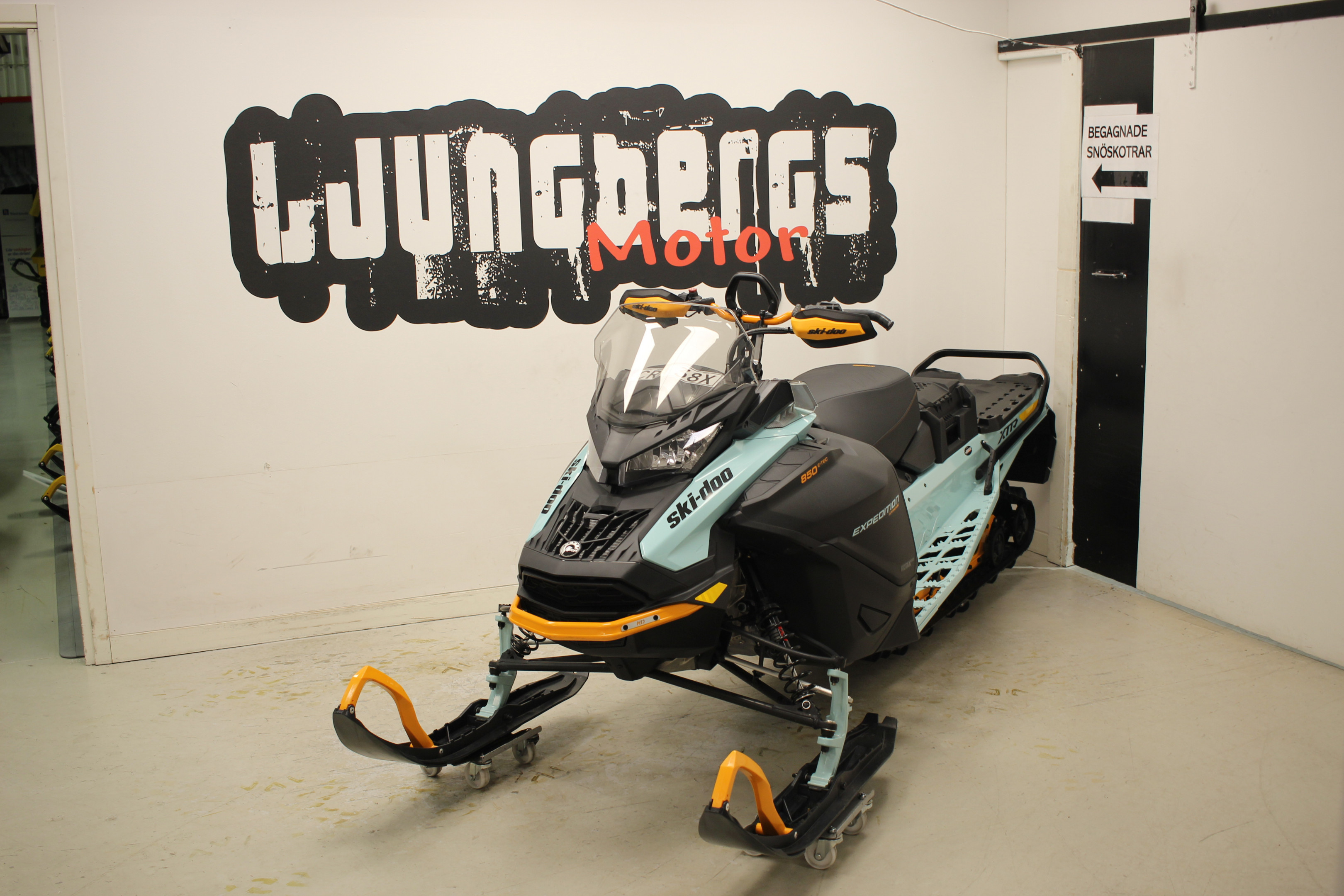 Produktbild 1 - Ski-doo Expedition Xtreme 850 154" 2024 *MOMSAD 20