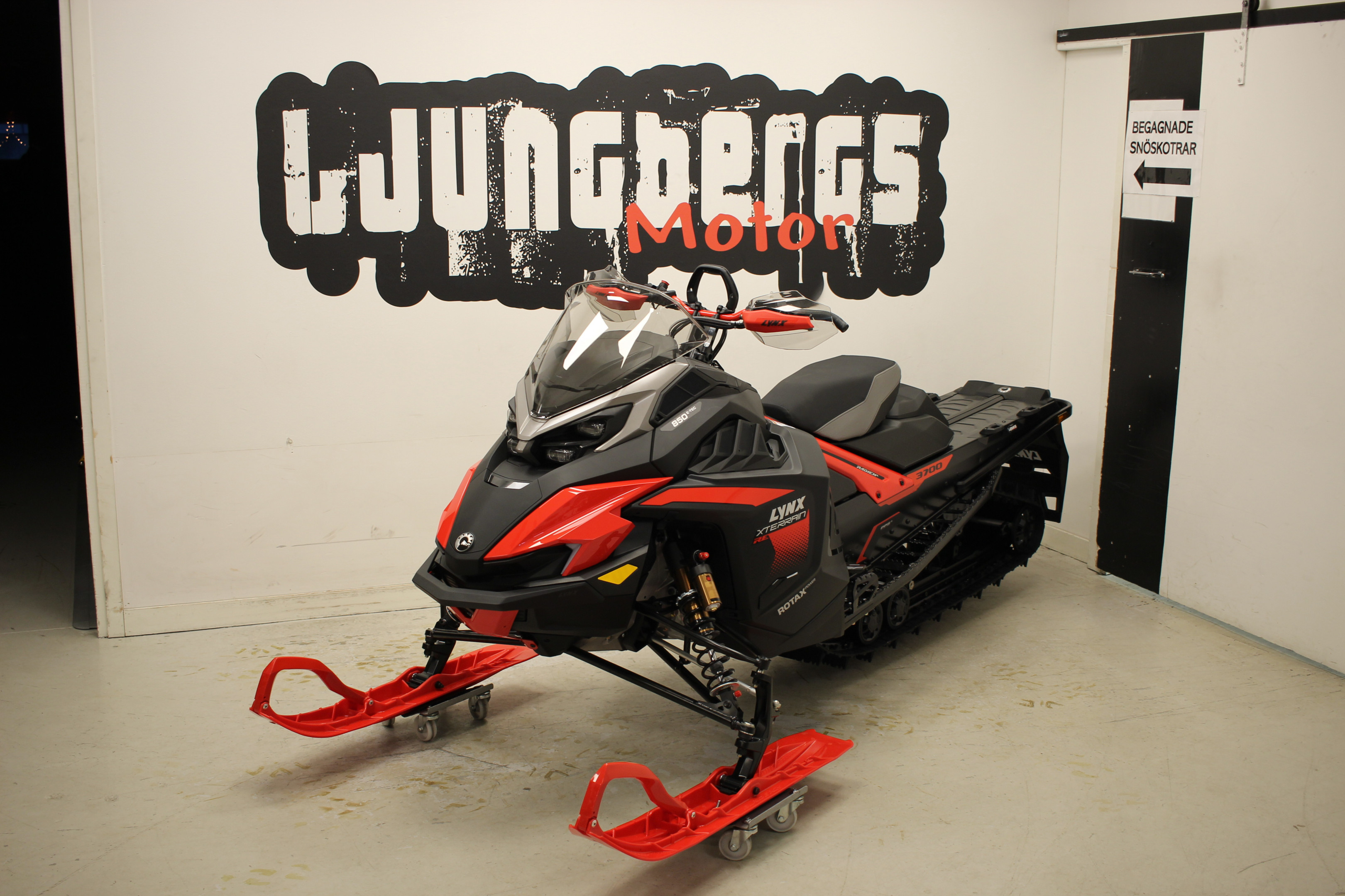 Produktbild 1 - Lynx Xterrain RE 850 E-tec 3700 2025 *KAMPANJ 2025