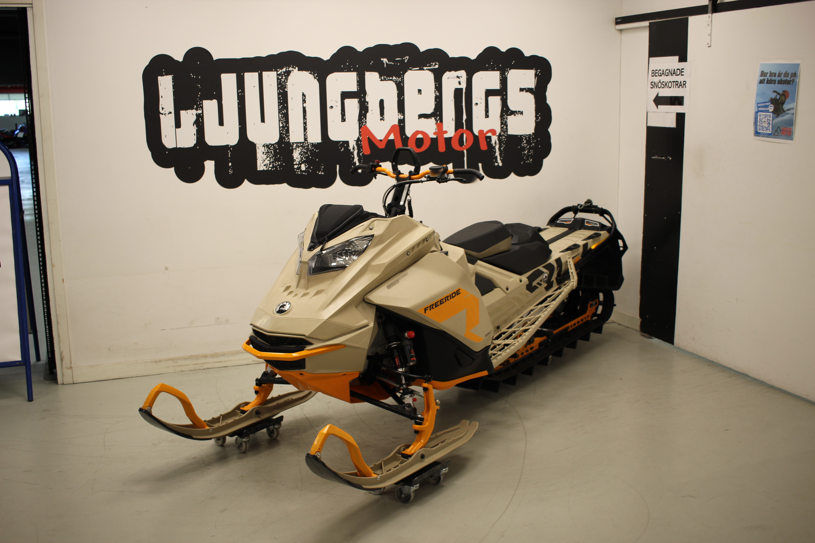 Produktbild 1 - Ski-doo Freeride 850 E-tec 154" 2022 *MOMSAD 2022