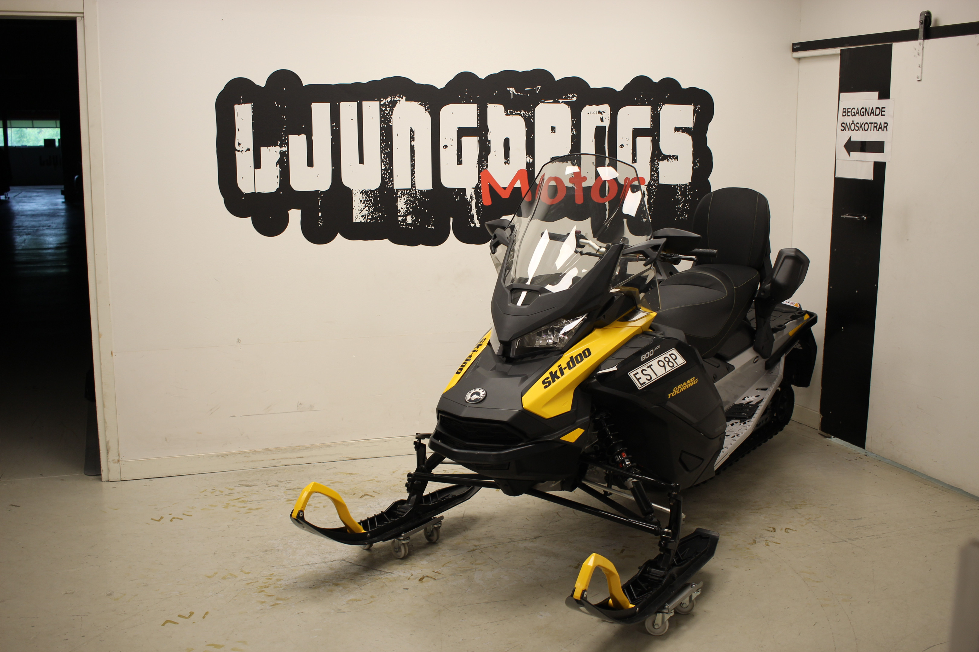 Produktbild 1 - Ski-doo GT Sport 600 ACE 137" 2023 *MOMSAD 2023