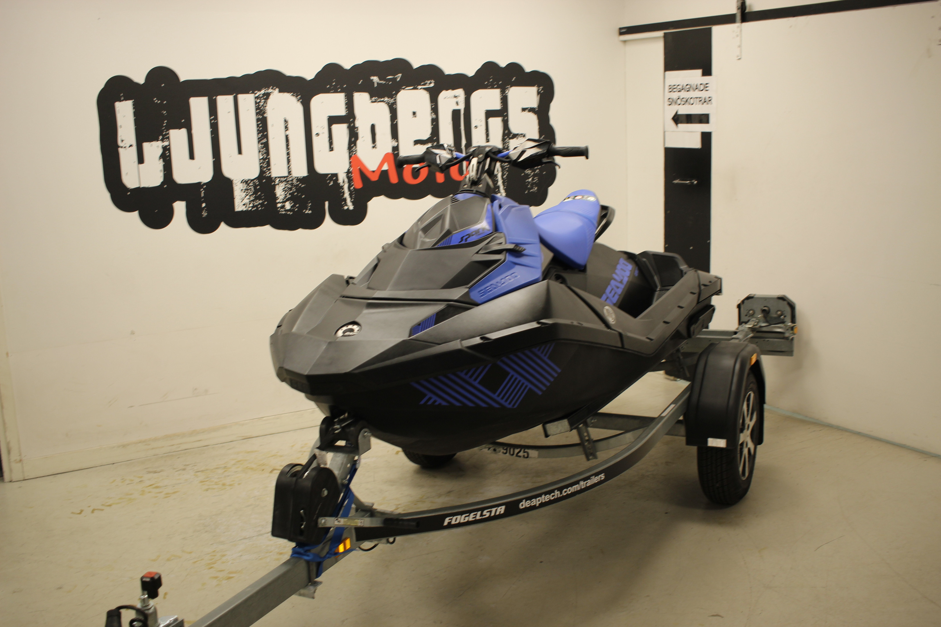 Produktbild 1 - Sea-Doo Spark Trixx 2UP  2023 *31TIM *INK TRAILER 