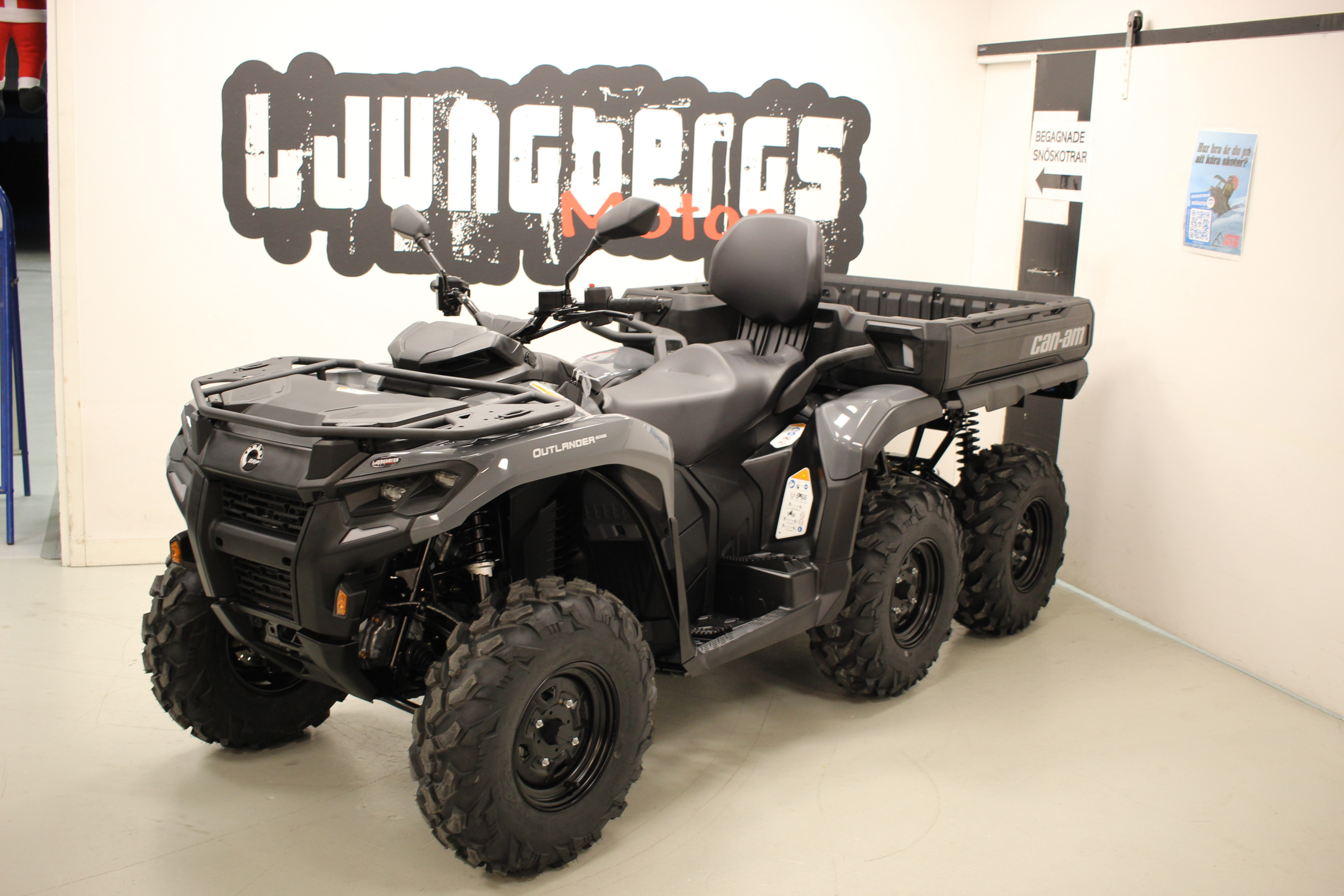 Produktbild 1 - Can-Am Outlander MAX 6x6 700 DPS T2B 2026 2026
