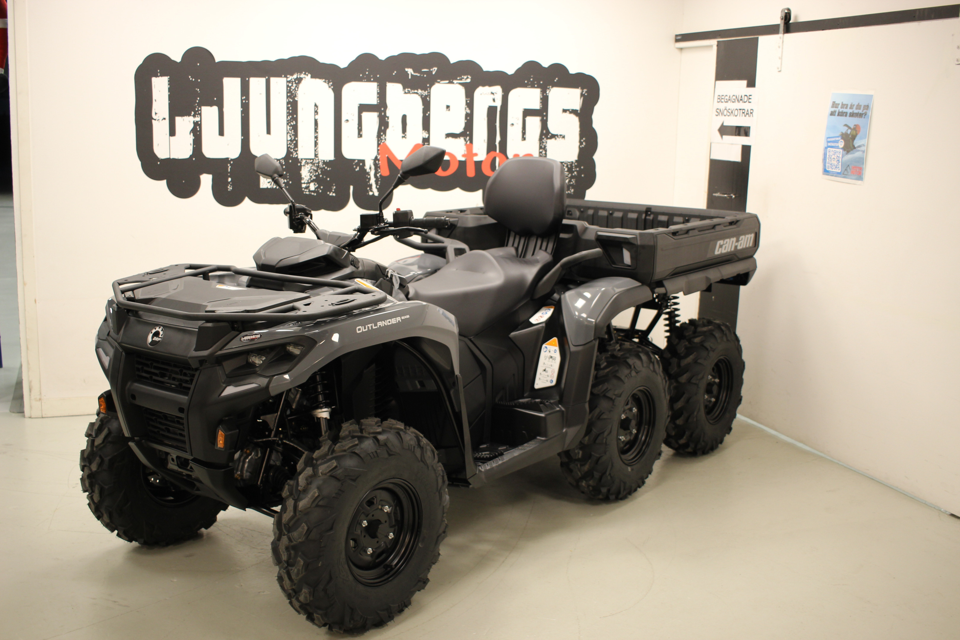Produktbild 1 - Can-Am Outlander MAX 6x6 700 DPS T2B 2026 2026