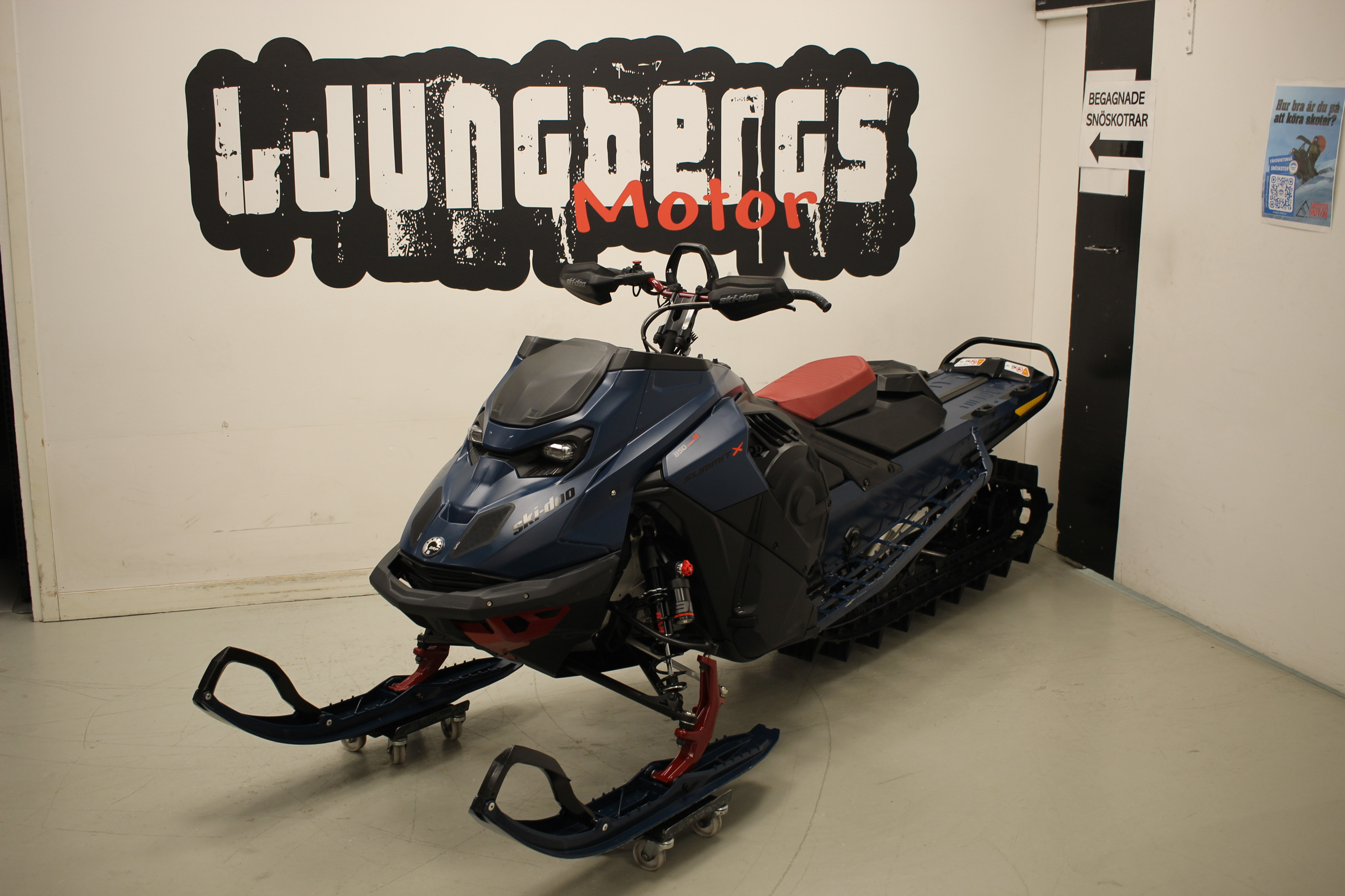 Produktbild 1 - Ski-doo Summit Expert 850 Turbo R 154" 2025 *EXTRA