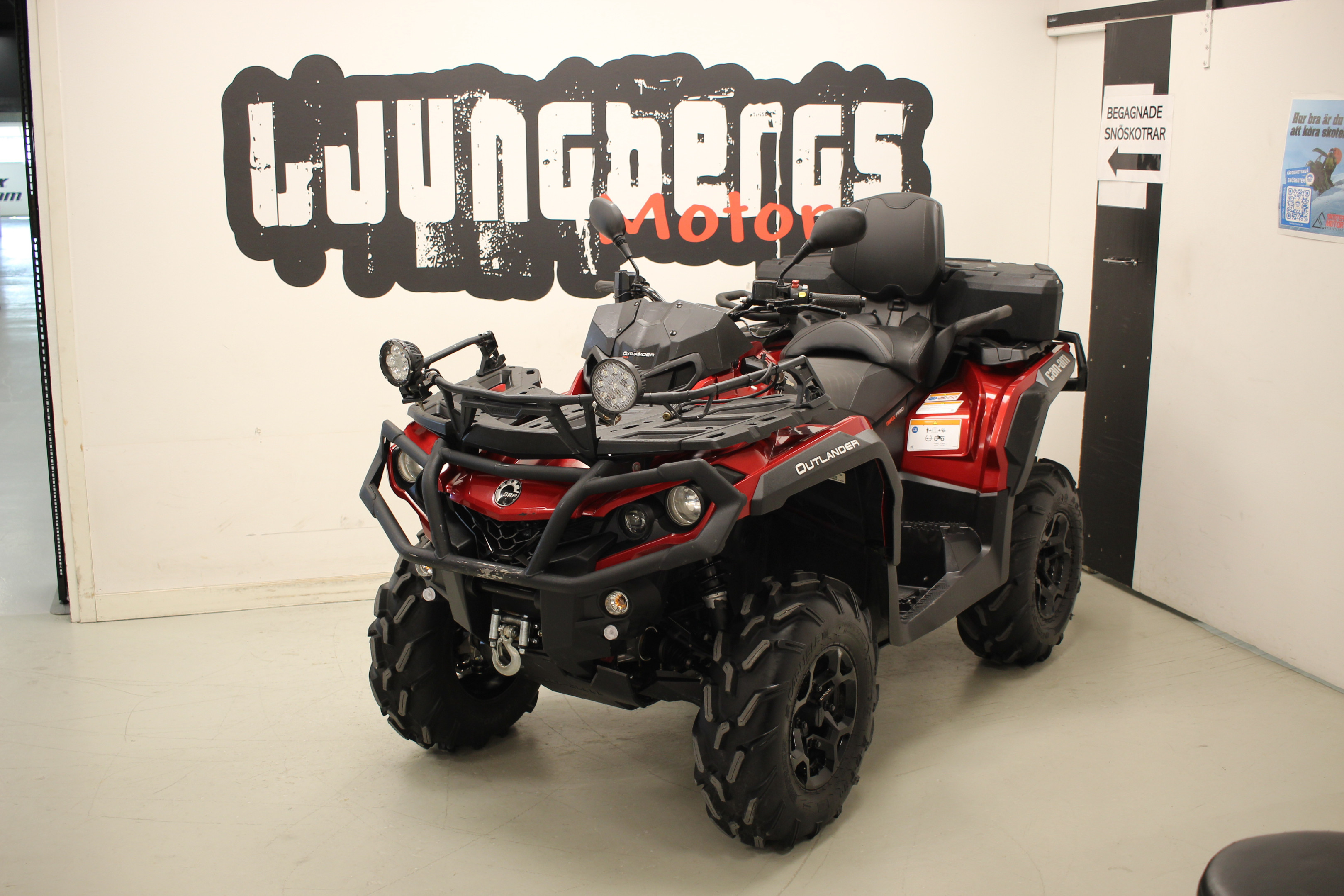 Produktbild 1 - Can-Am Outlander MAX 650 PRO 2019 *MOMSAD 2019