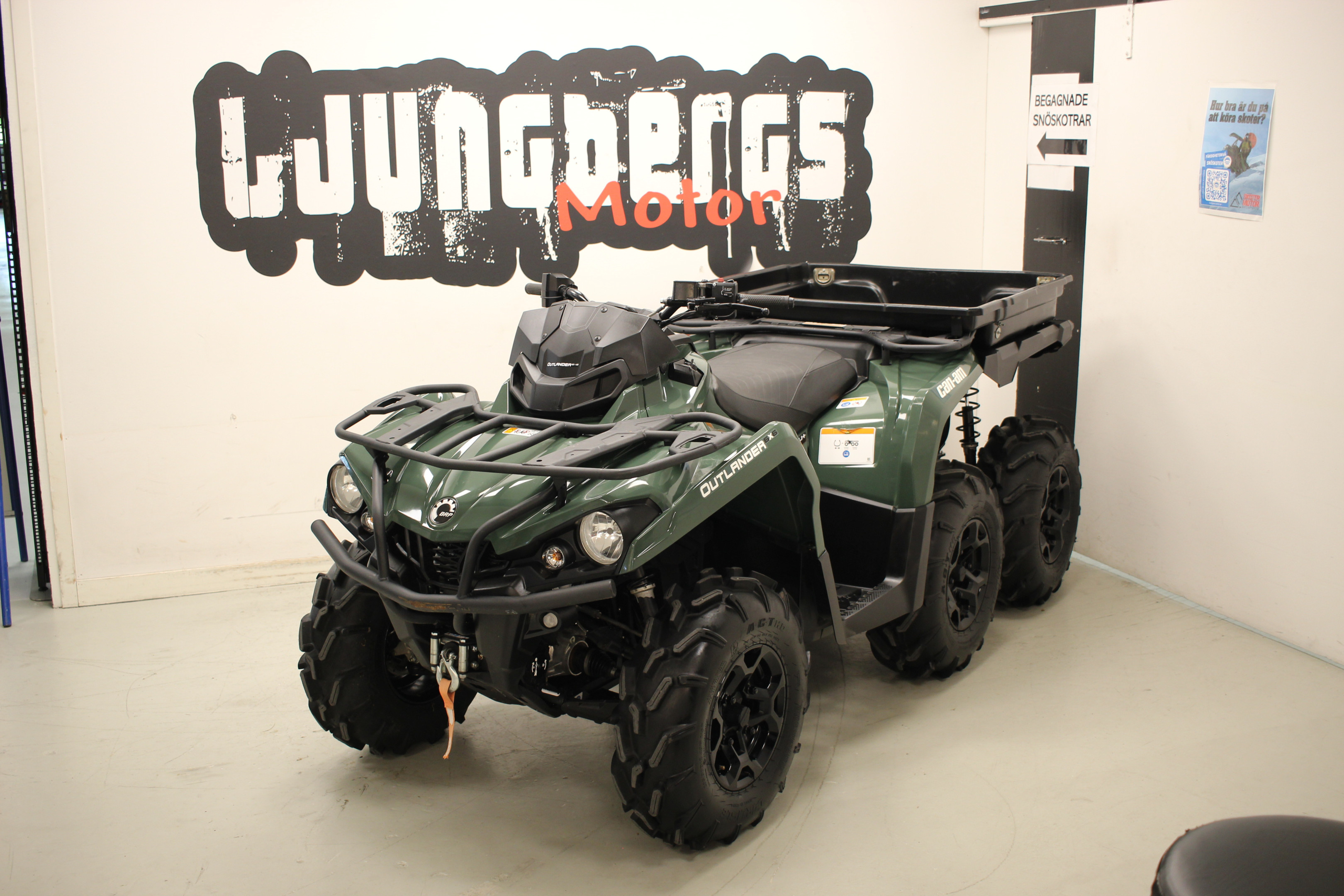 Produktbild 1 - Can-Am Outlander 6X6 450 XU+ T3B 2023 *MOMSAD 2023