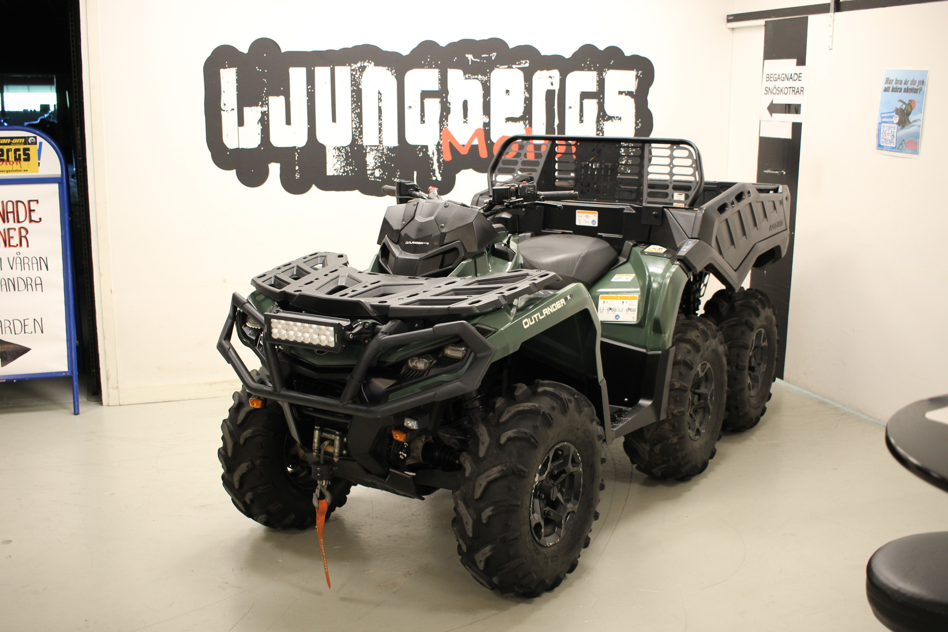 Produktbild 1 - Can-Am Outlander 650 6X6 XU+ T3B 2023 *MOMSAD 2023