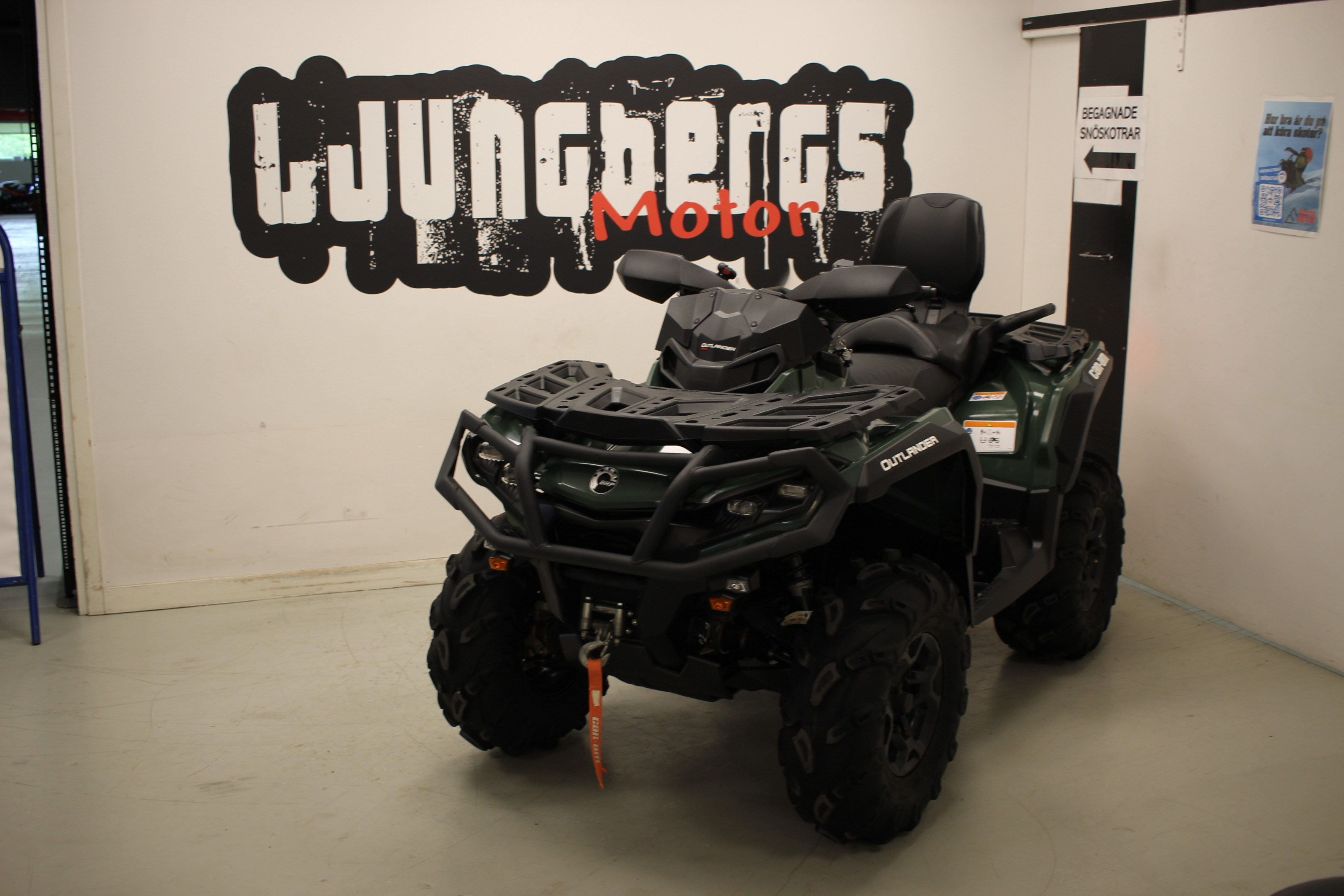 Produktbild 1 - Can-Am Outlander MAX 570 XU+ T3A 2023 *MOMSAD 2023