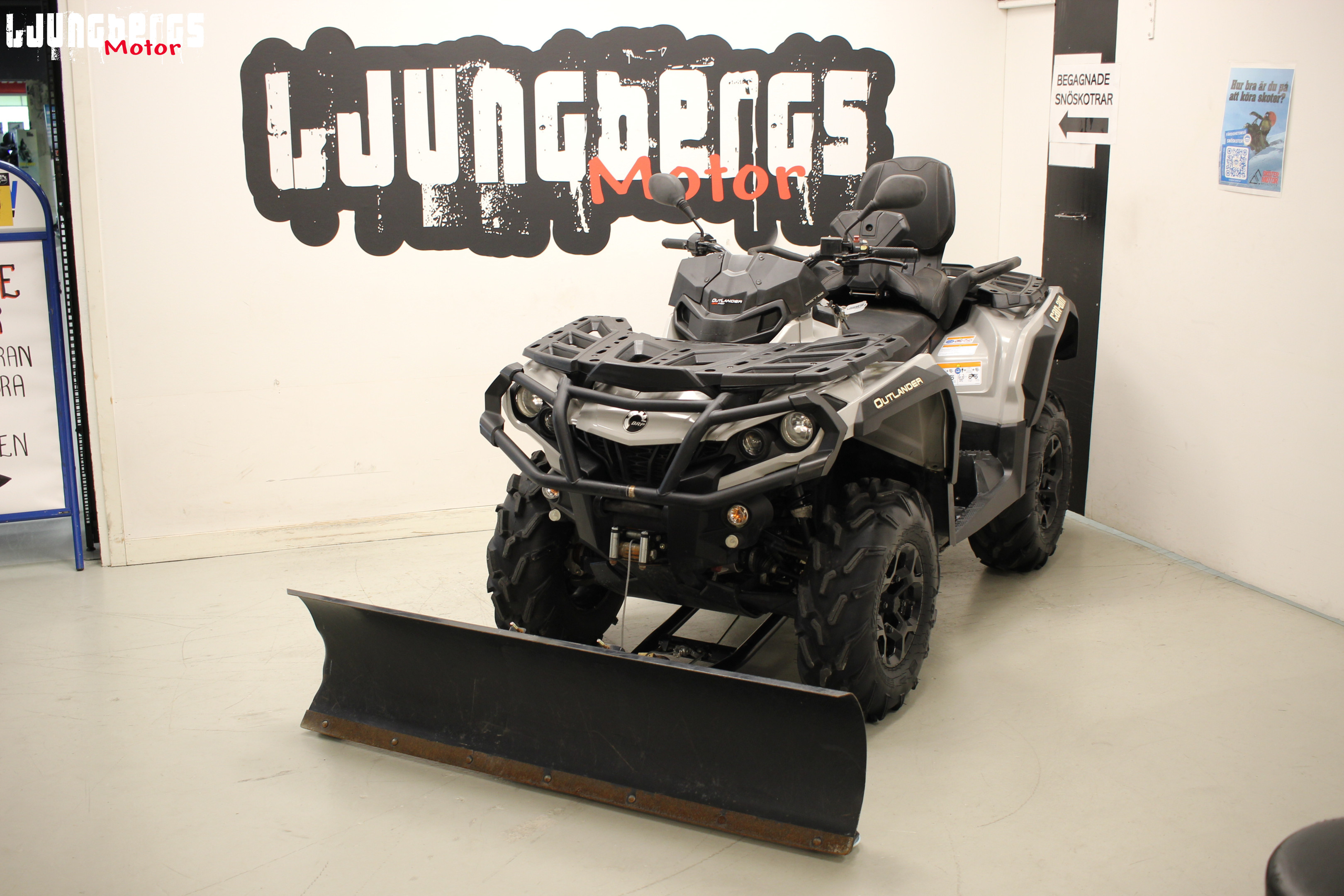 Produktbild 1 - Can-Am Outlander 570 MAX PRO T3A 2017 *PLOG *LÅGMI