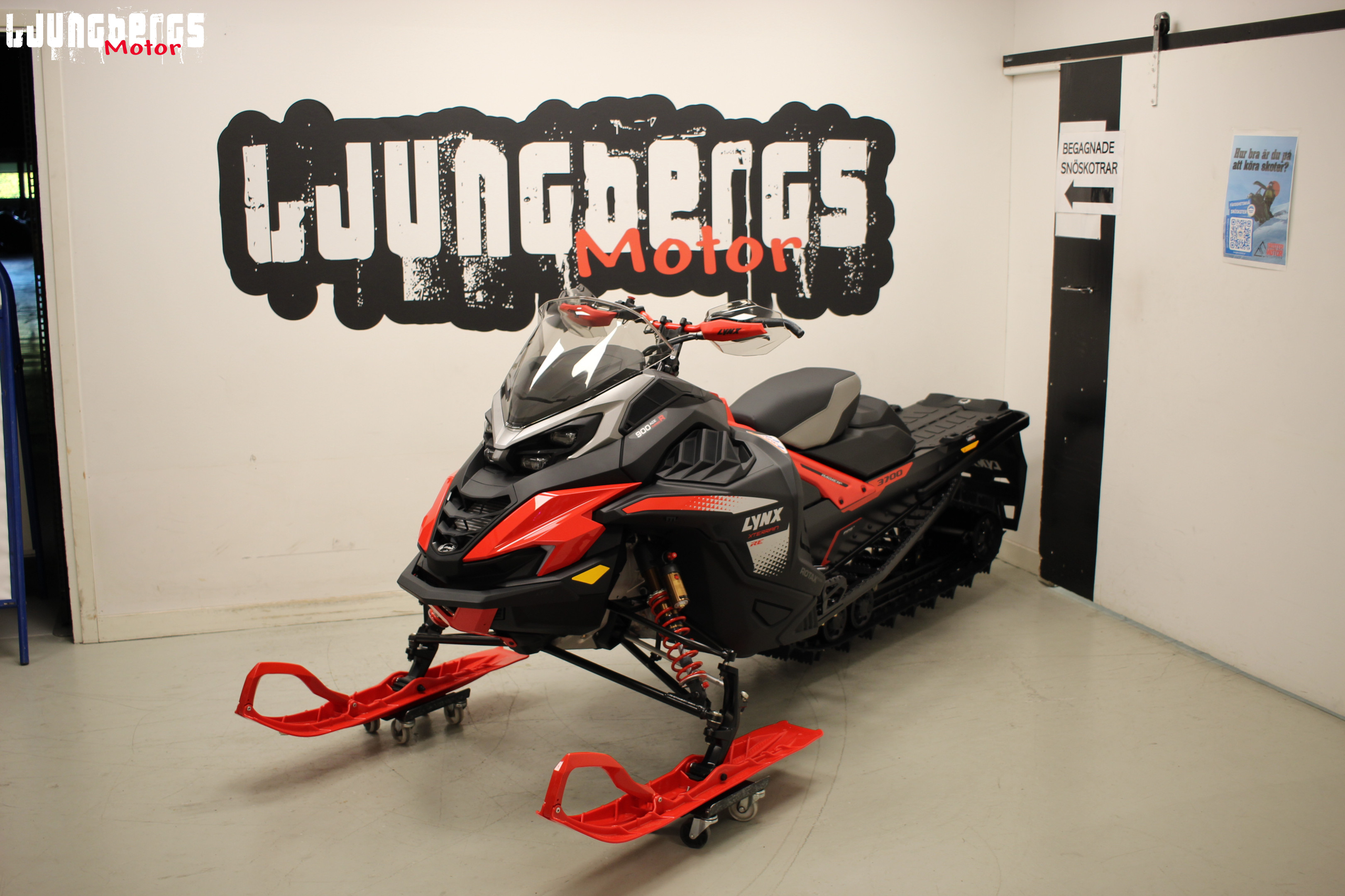 Produktbild 1 - Lynx Xterrain RE 900 ACE Turbo R 3700 10.25" 2026 