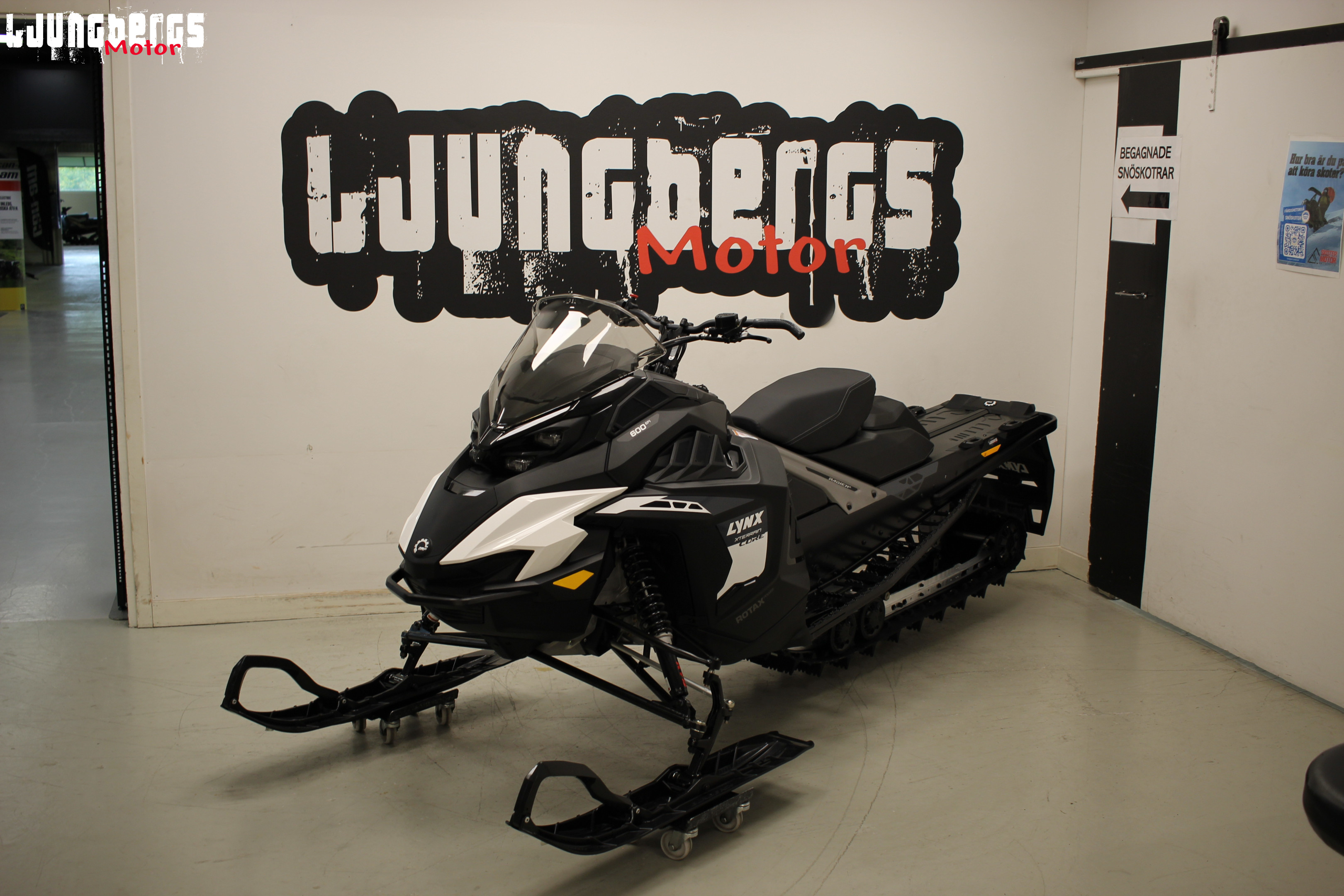 Produktbild 1 - Lynx Xterrain CORE 600 EFI 3700 2027 2027