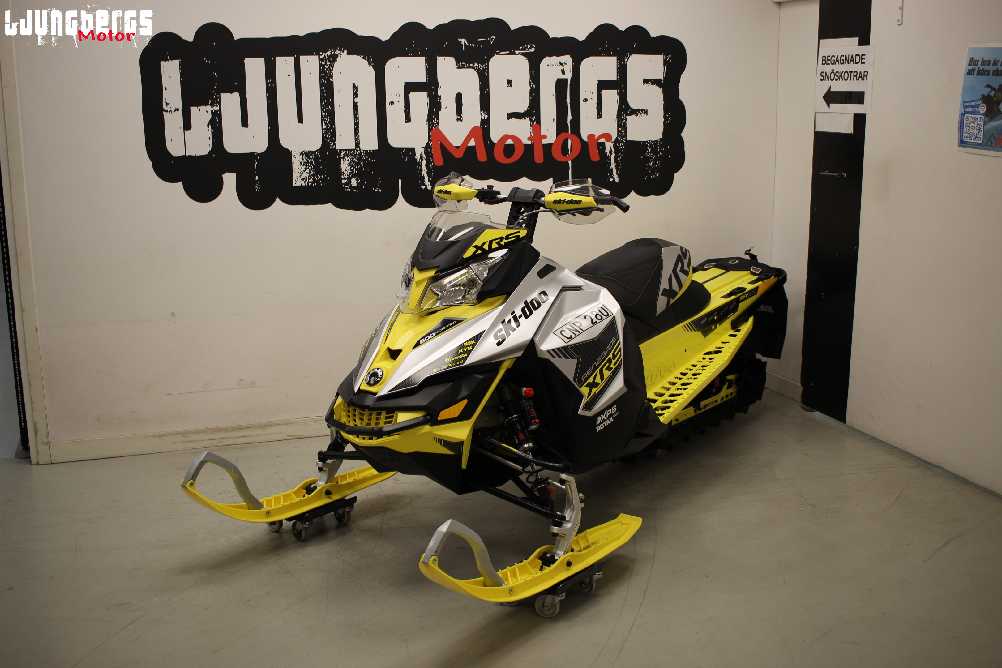 Produktbild 1 - Ski-doo Renegade XRS 600 E-tec 137" 2016 2016