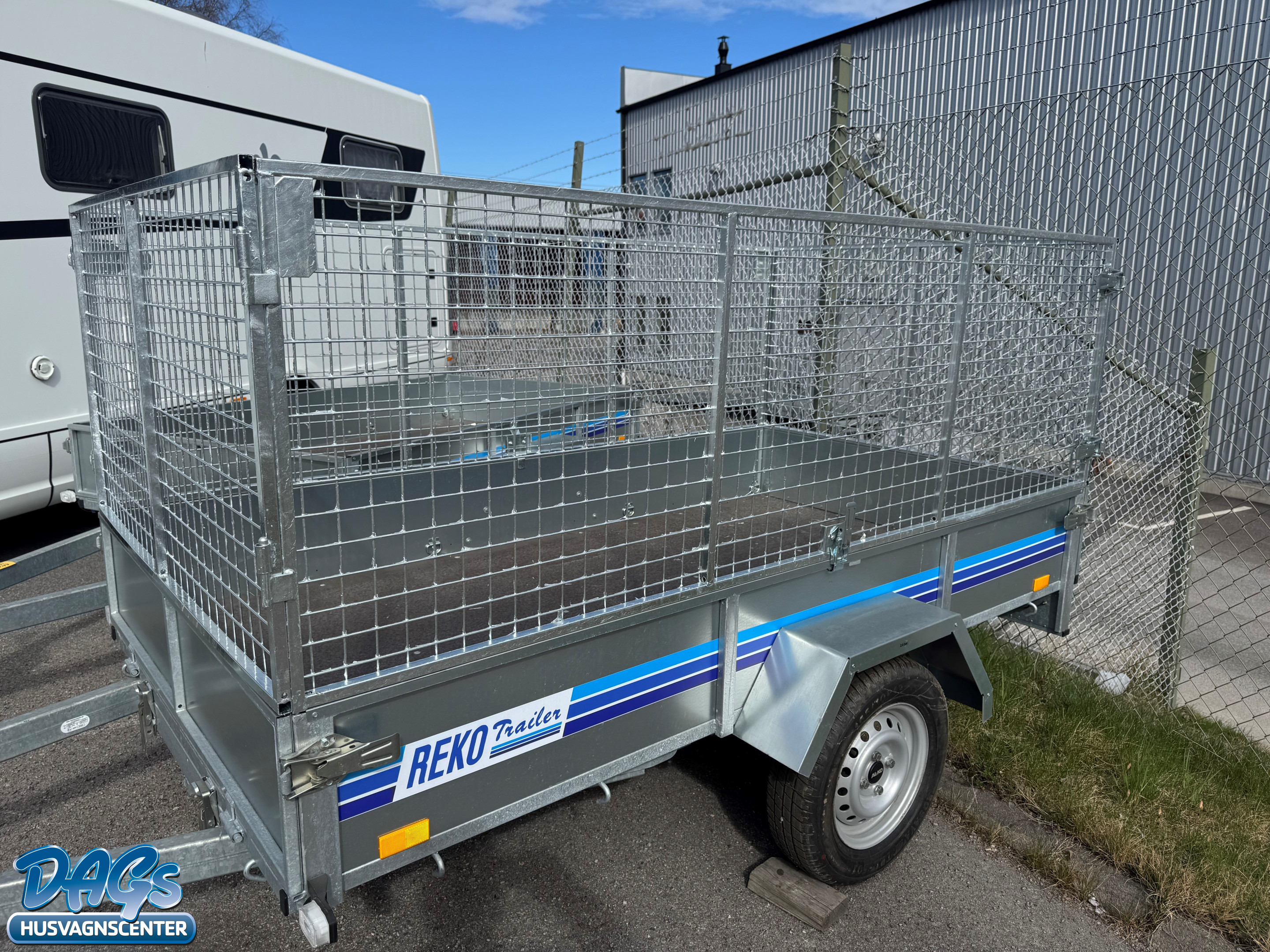 Produktbild 1 - Reko FE4115 2025