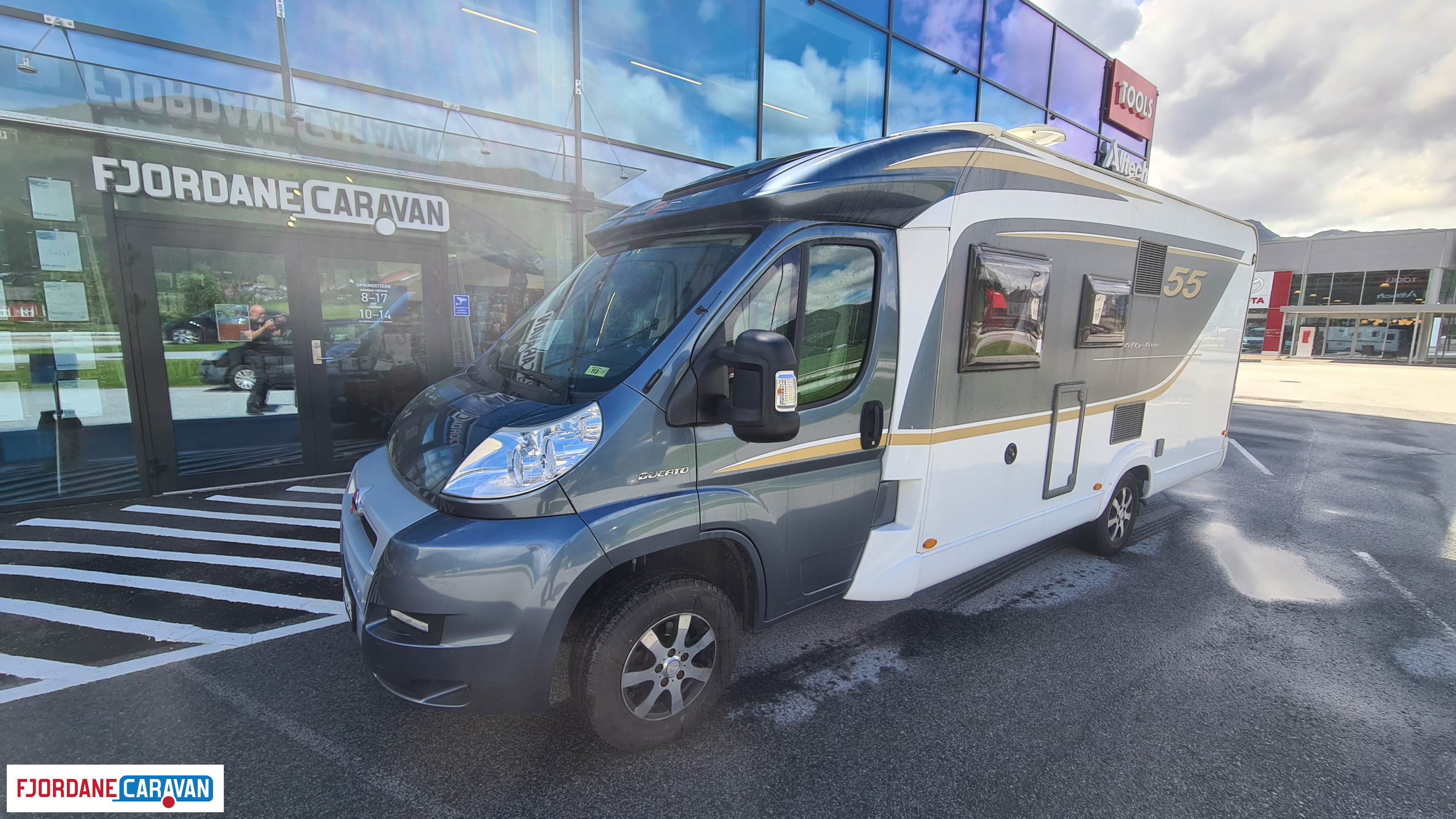 [general.product.image.short] 1 - Bürstner BT6851 FIFTY-FIVE 2014