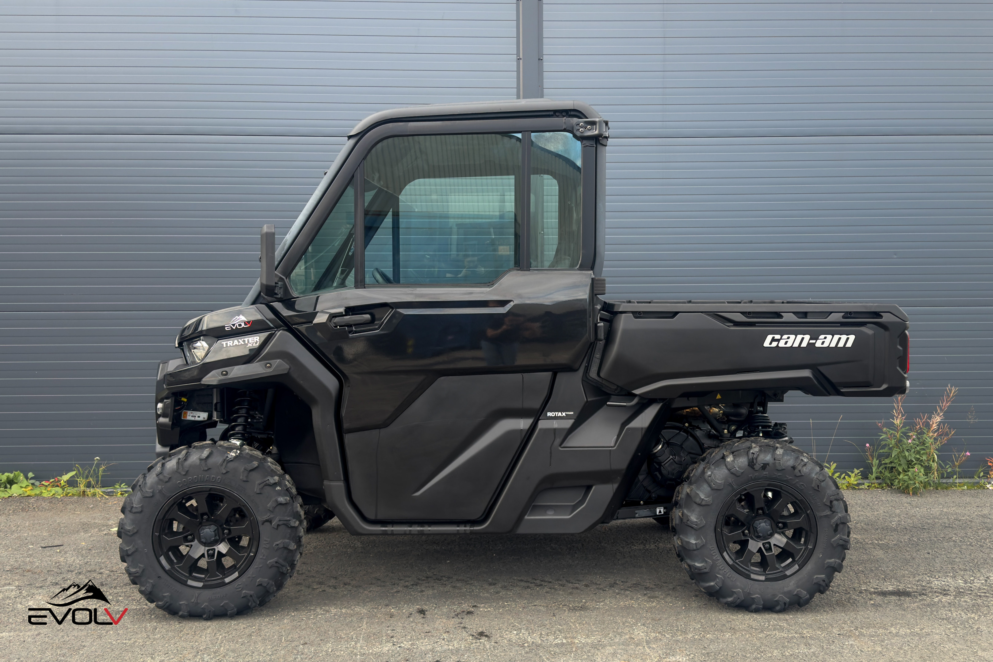 [general.product.image.short] 1 - Can-Am Traxter XU HD10 ABS  2024