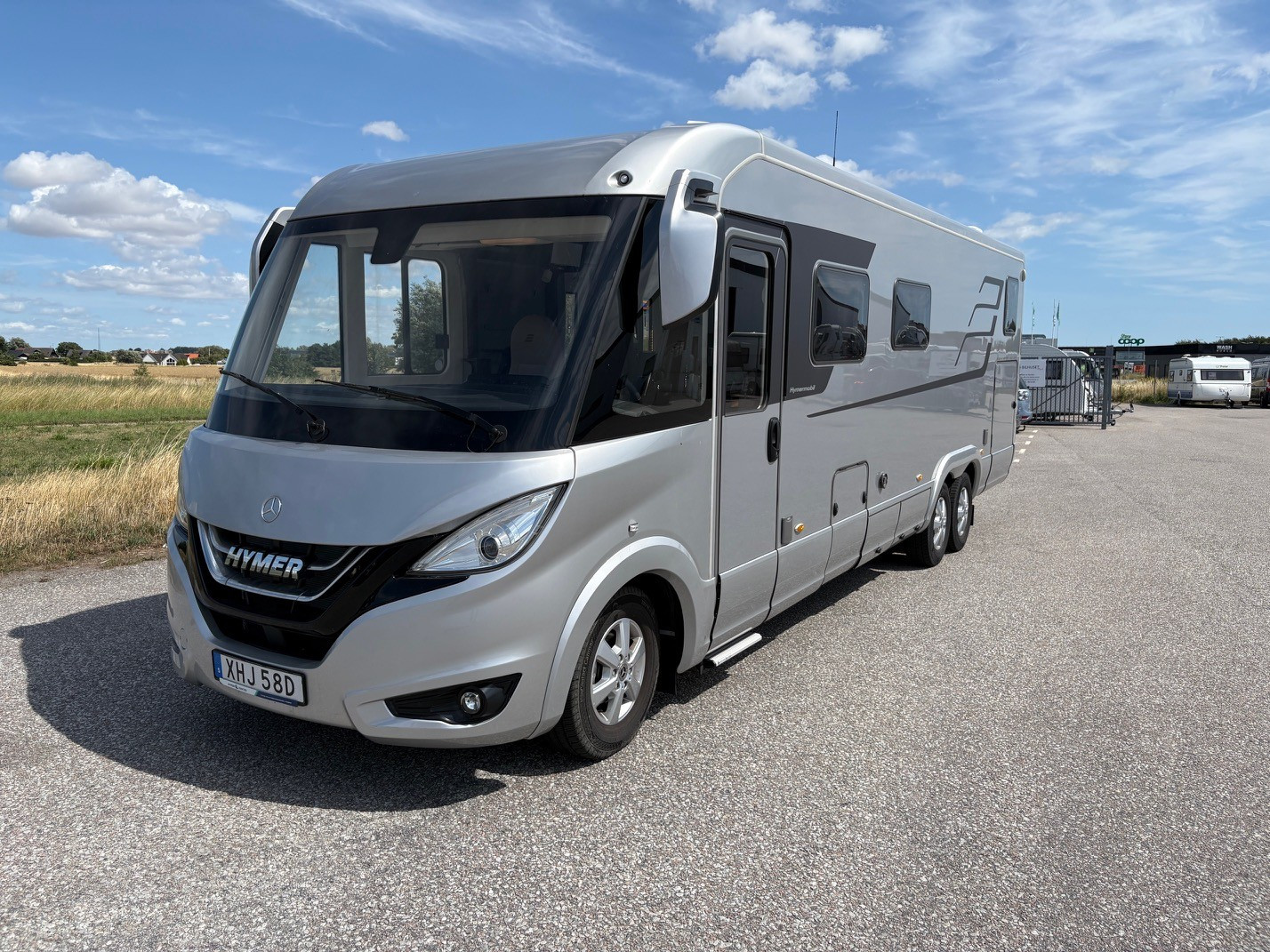 Produktbild 1 - Hymer B880ML  2023