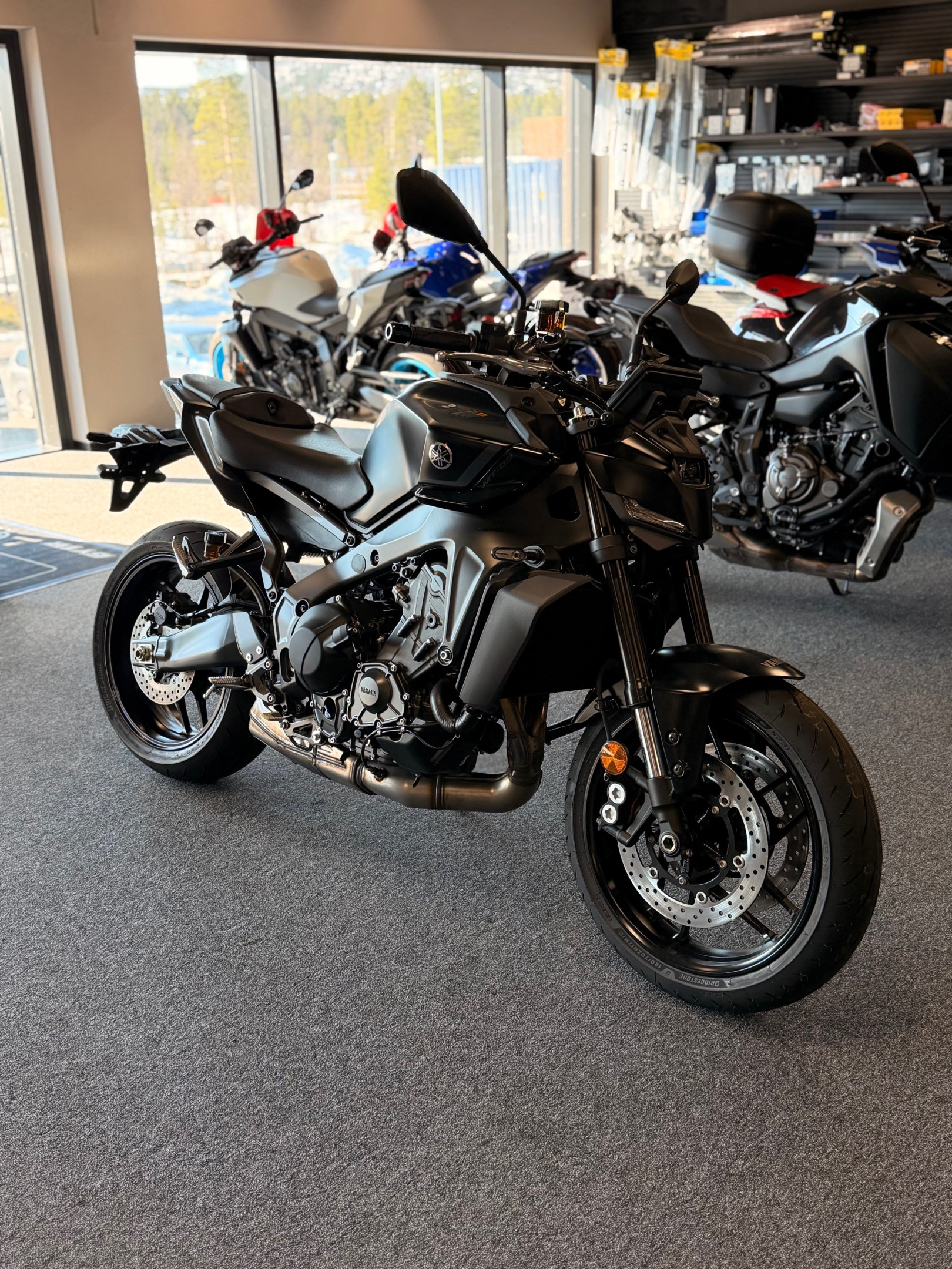 [general.product.image.short] 1 - Yamaha MT-09 Tech Black Manuell 2026