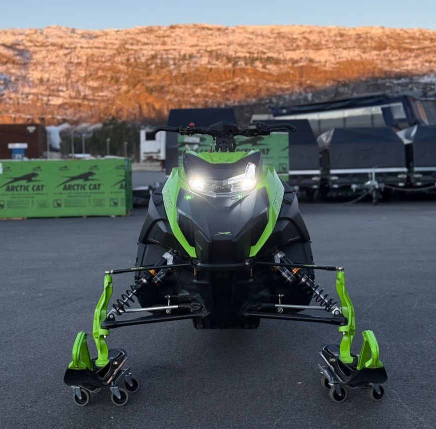 [general.product.image.short] 1 - Arctic Cat ZR 858 Sno Pro 137" ES 1.75 2025