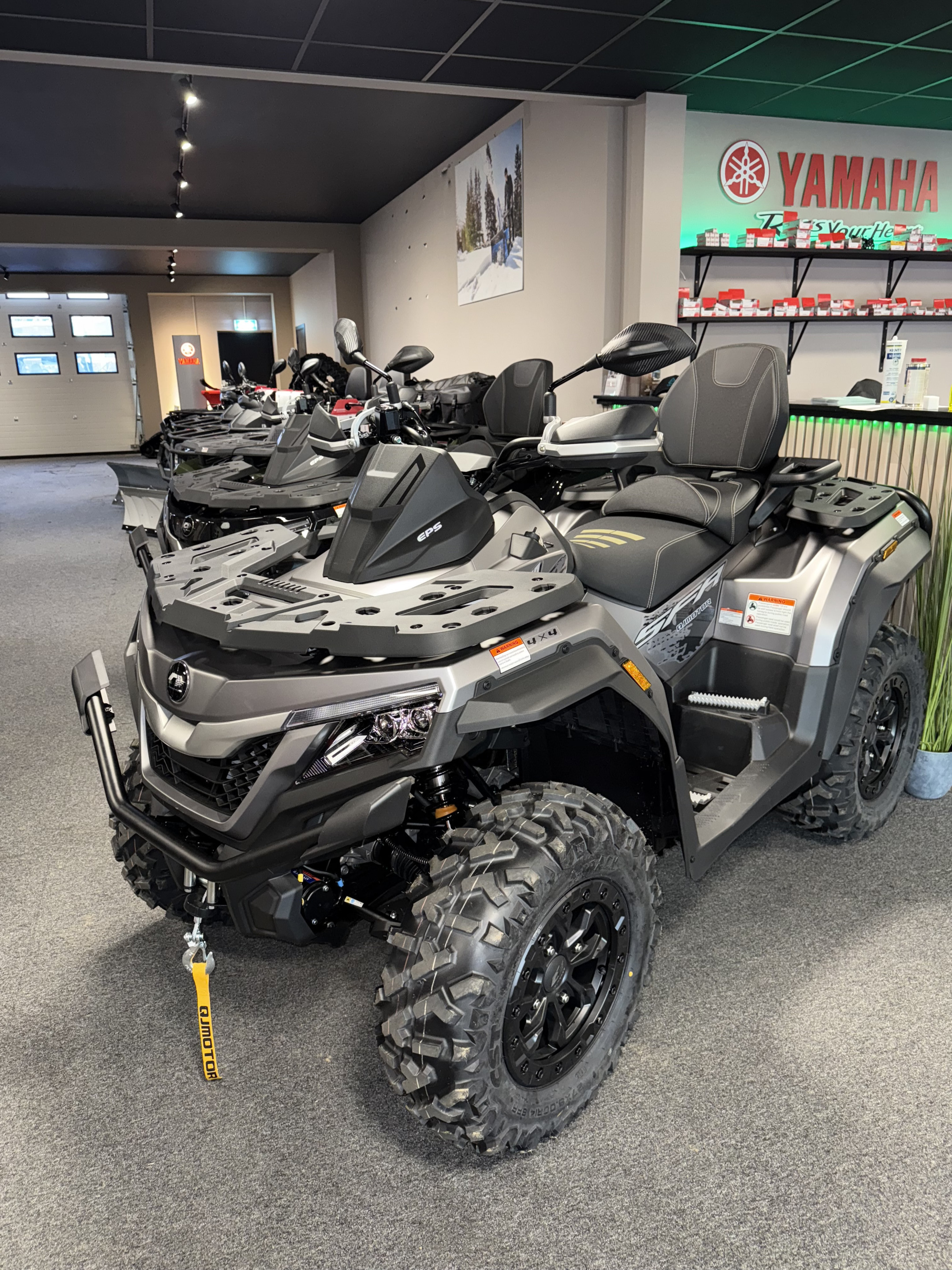 [general.product.image.short] 1 - QJ Motor SFA1000T DLX T3B VMGREY 2025