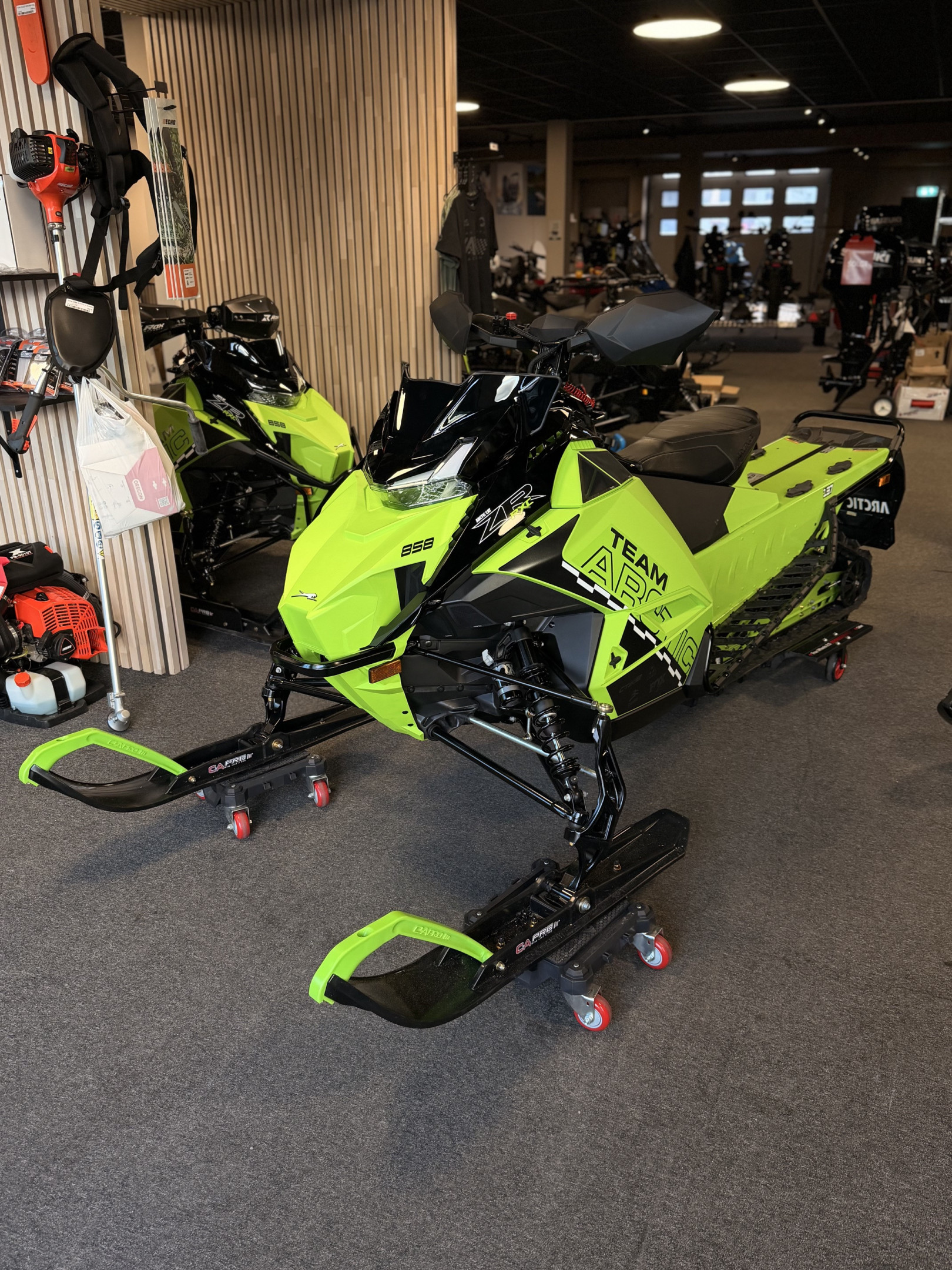 [general.product.image.short] 1 - Arctic Cat ZR 858 R-XC ES G8 MY27 2027