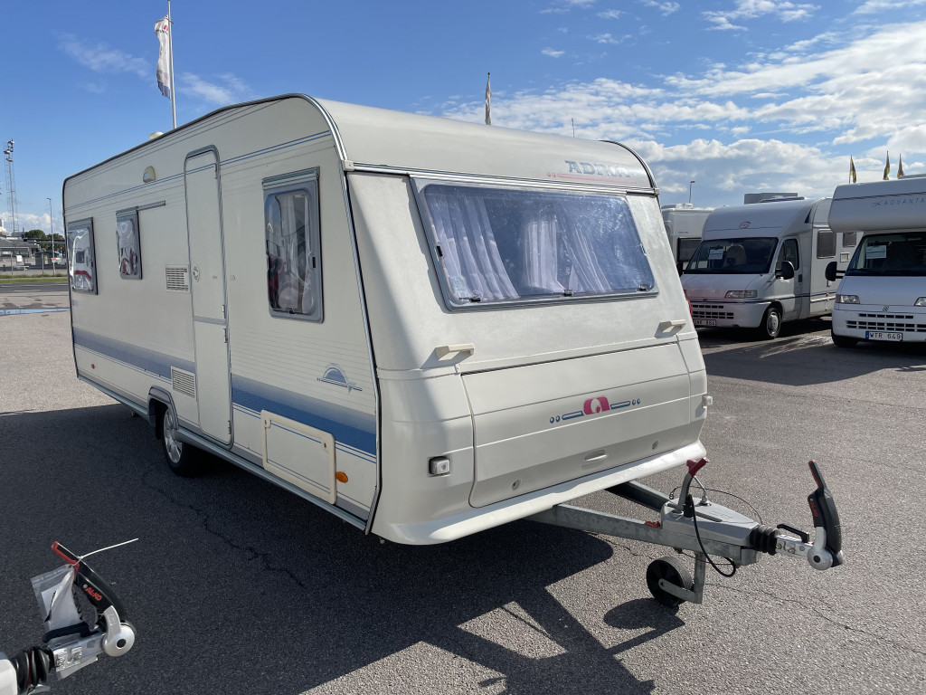 Produktbild 1 - Adria UNICA B 562 UL 2003