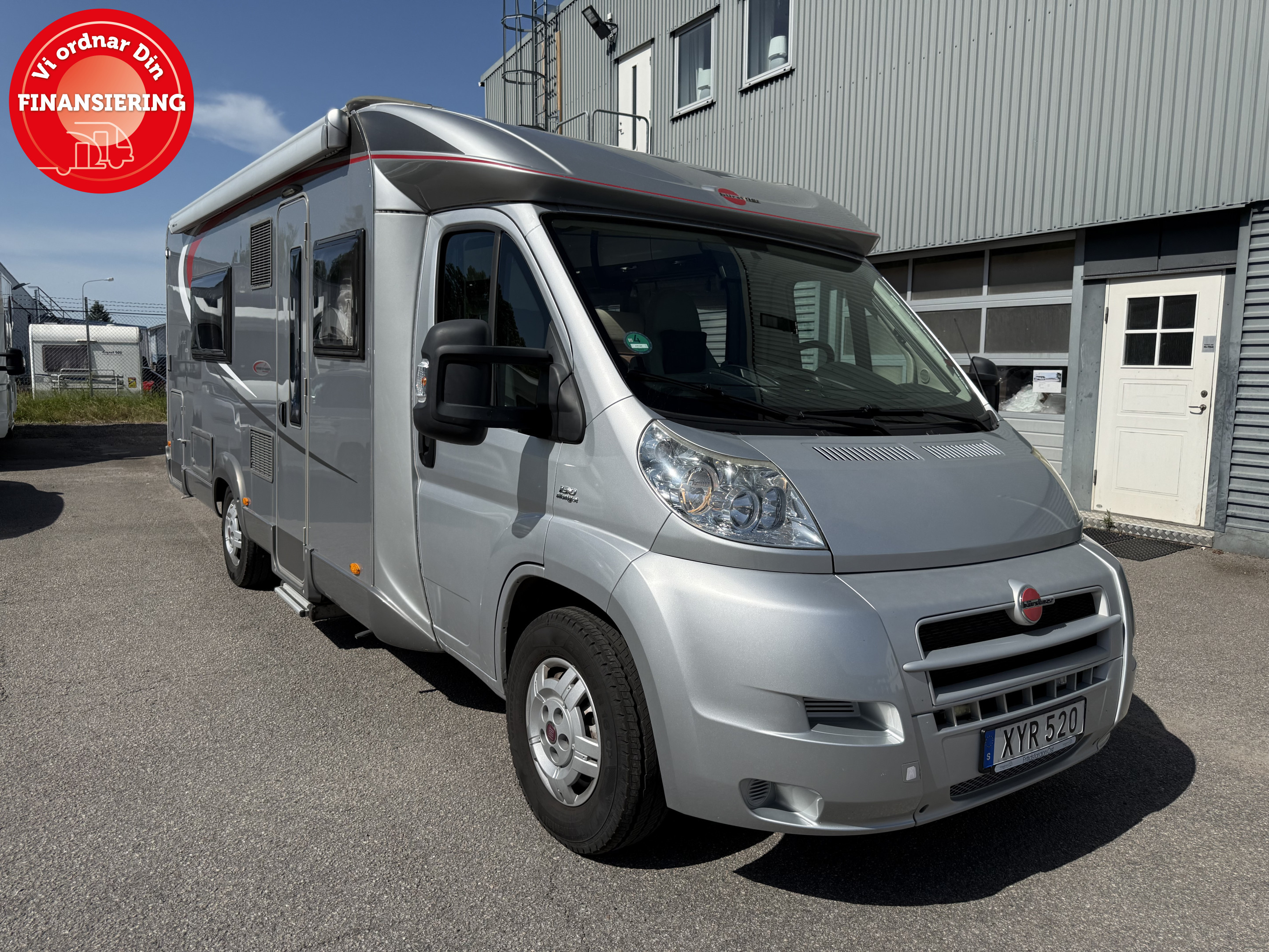 Produktbild 1 - Bürstner Nexxo T 720 "Dragkrok & Ac bodel" 2014