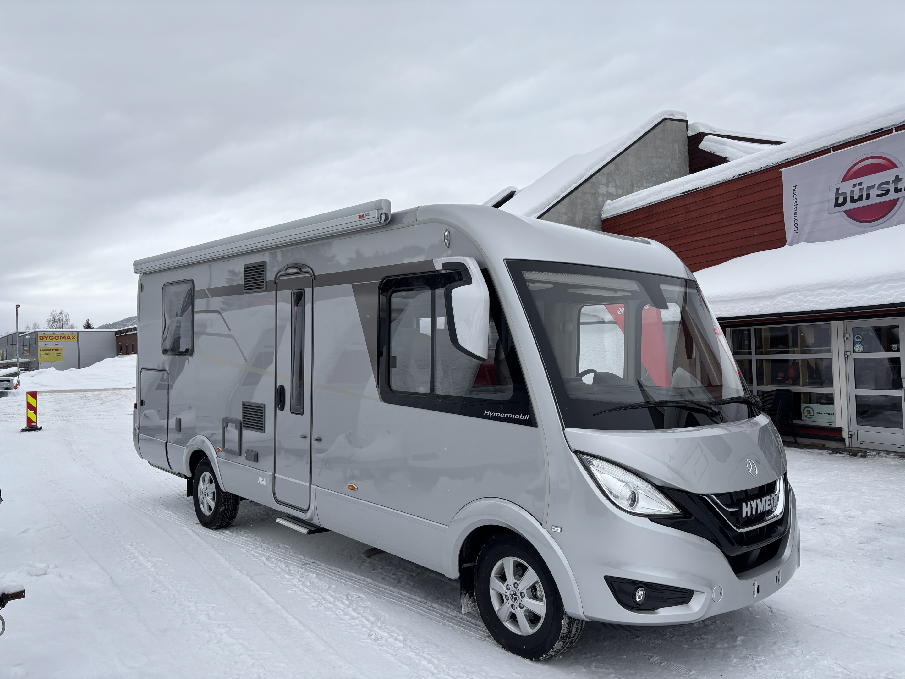 [general.product.image.short] 1 - Hymer BMC-I 690 2,0/170 hk MB 417 2023