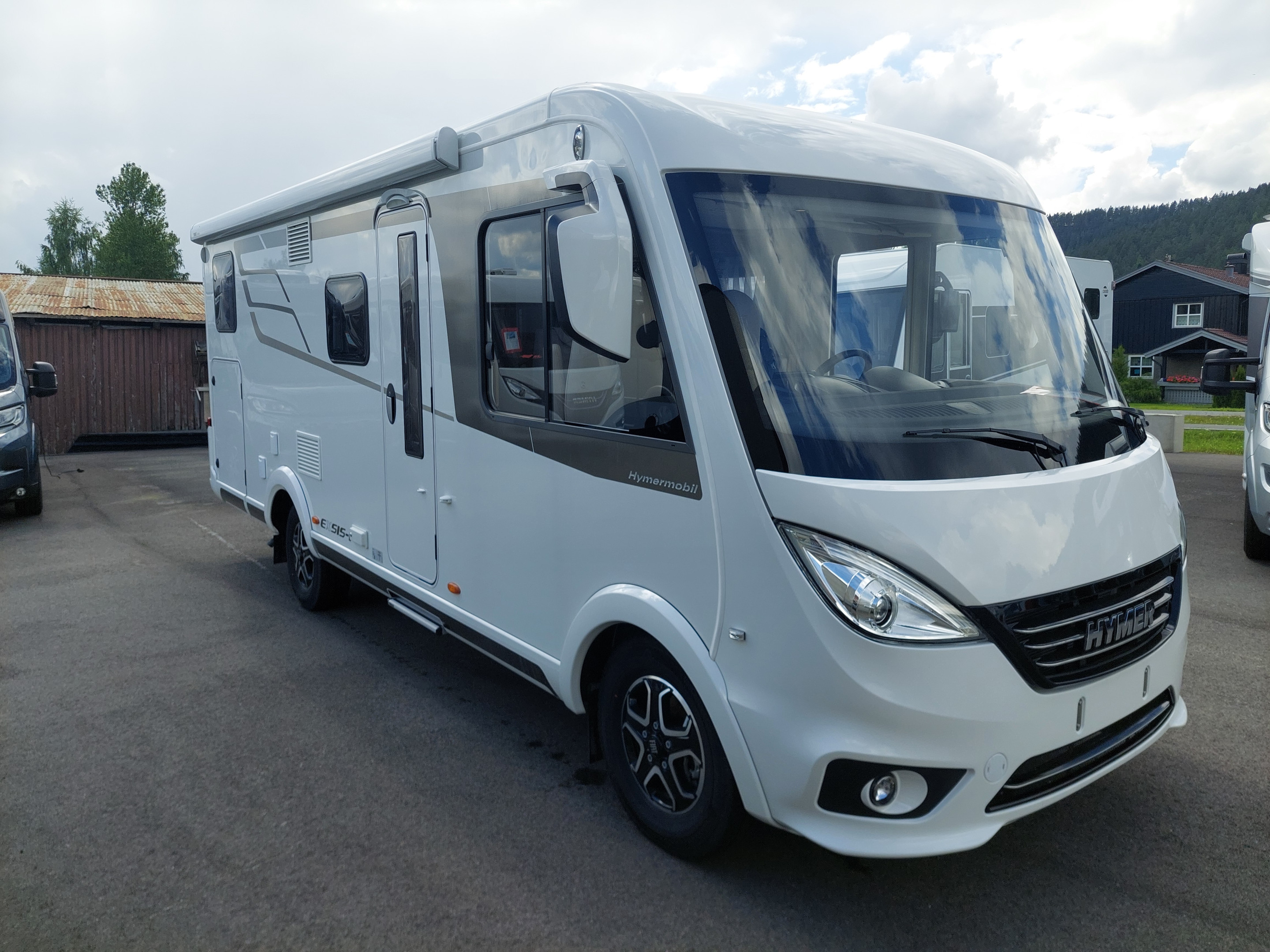 [general.product.image.short] 1 - Hymer Exsis-I 580 Pure 2025