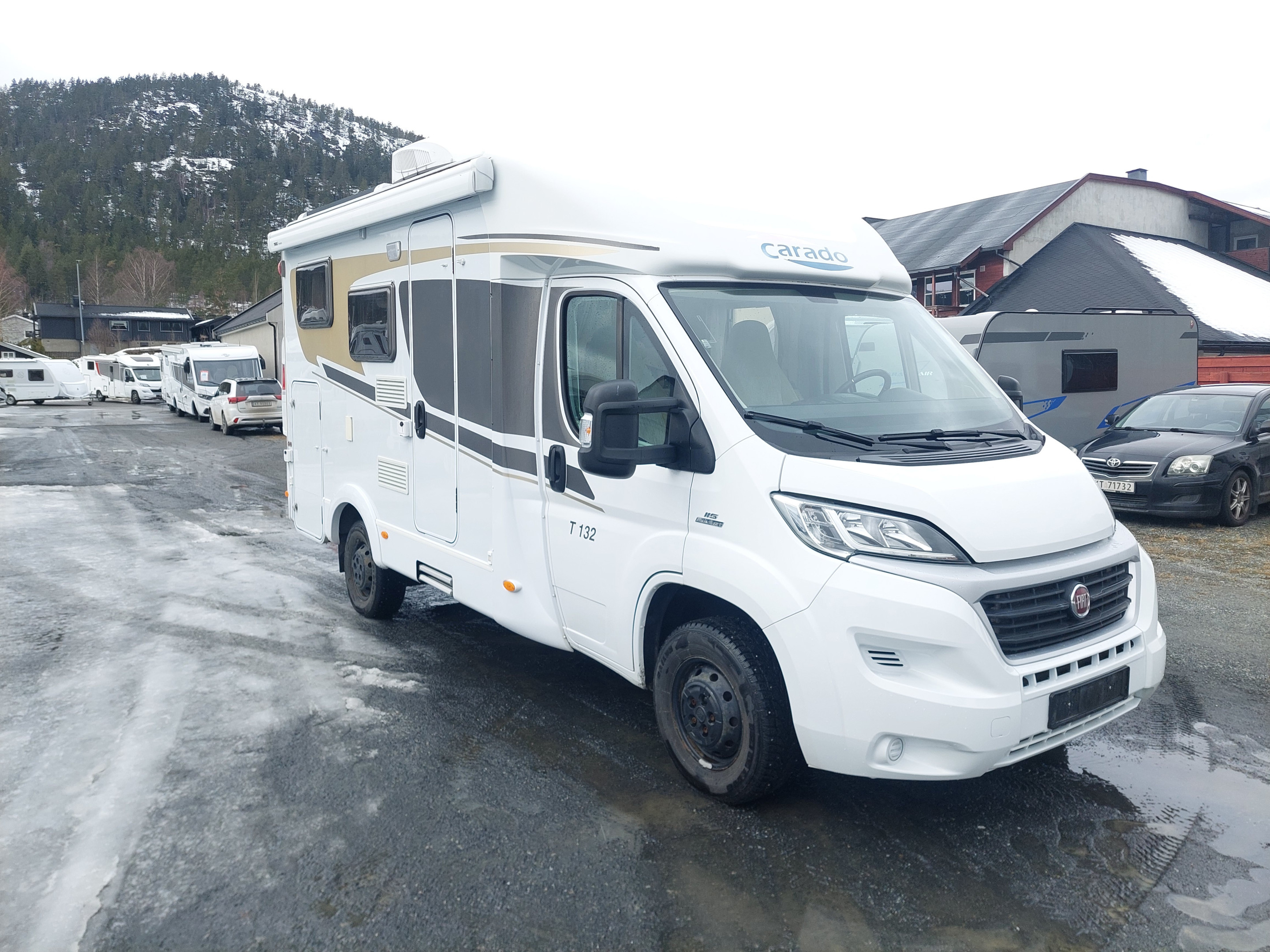 [general.product.image.short] 1 - Carado T 132 2016