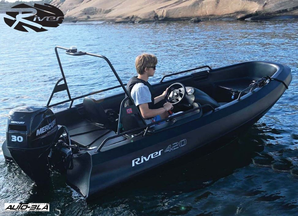 Produktbild 1 - River River 420 XR Black/Black  2023