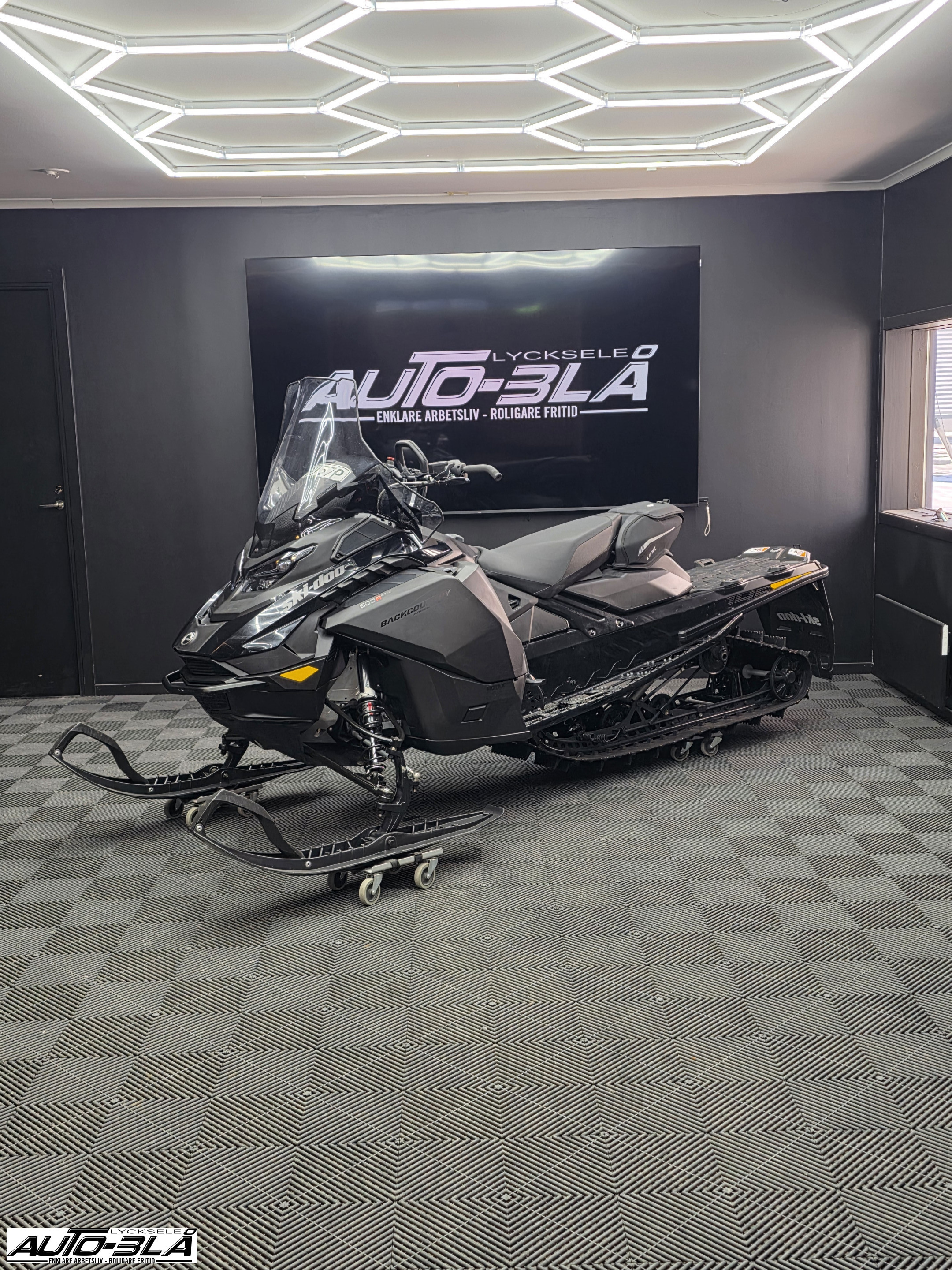 Produktbild 1 - Ski-doo BACKCOUNTRY ADR 600E-TEC *Momsad 2025
