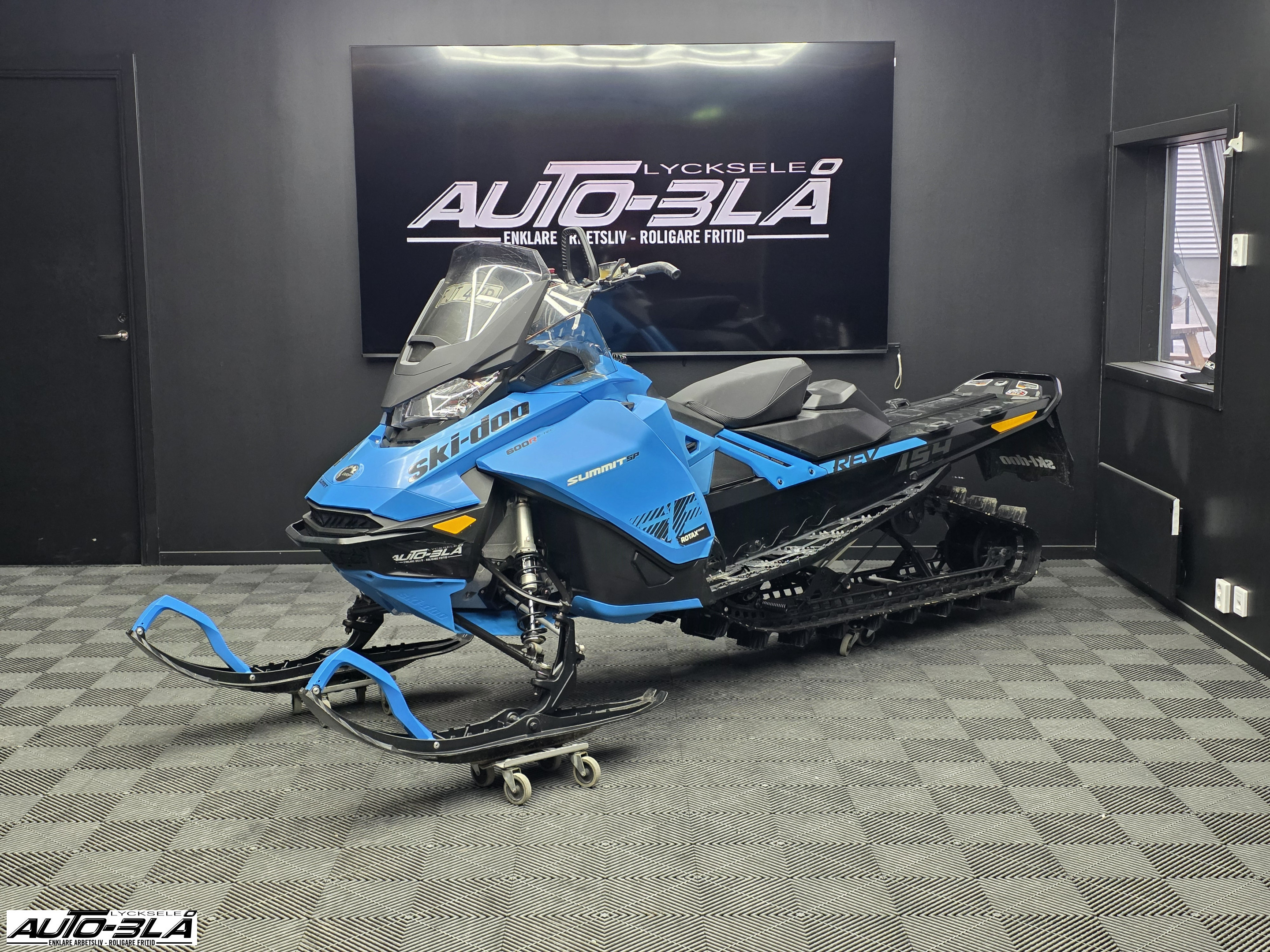Produktbild 1 - Ski-doo SUMMIT SP 600 154" 2020