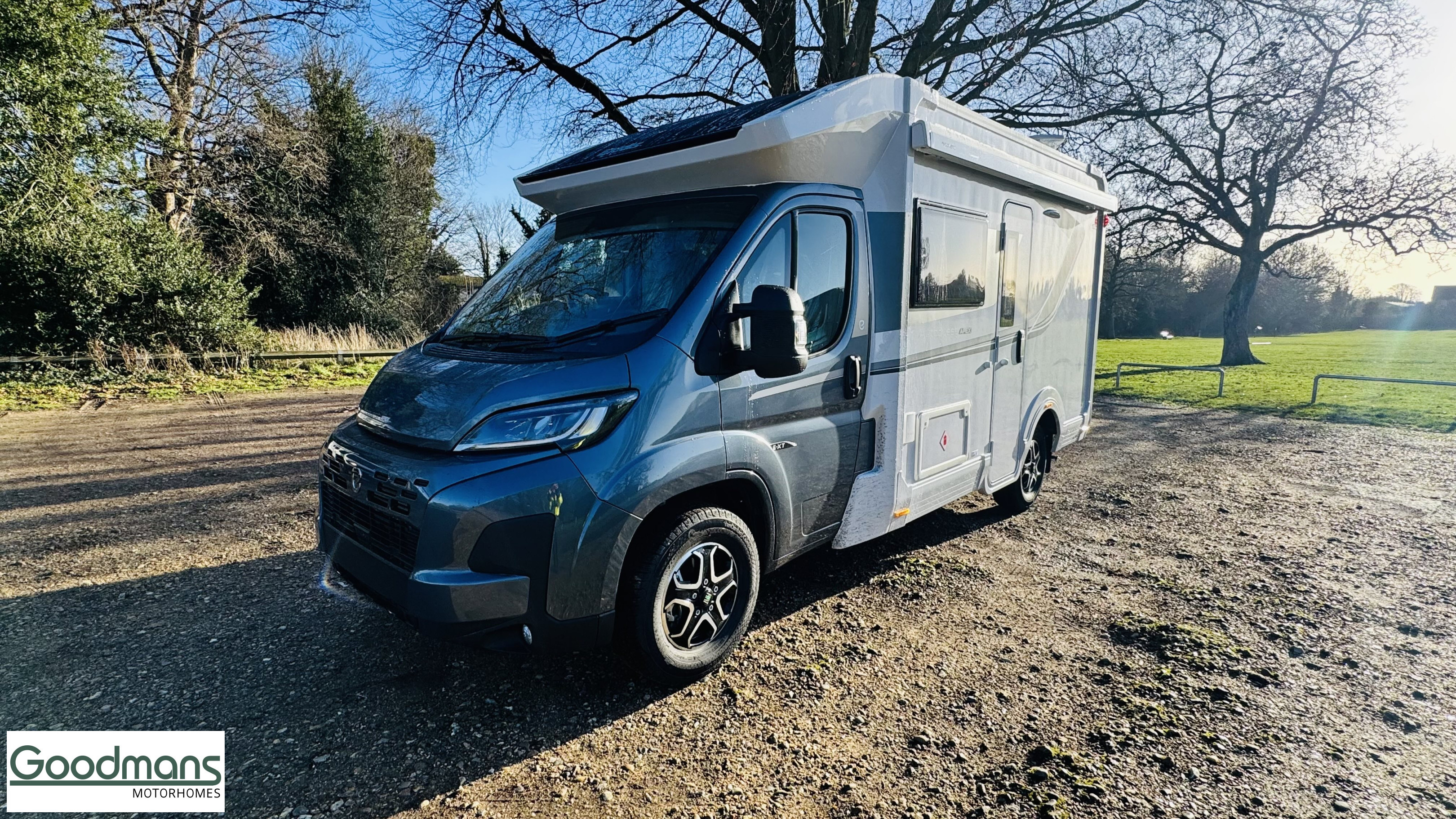 [general.product.image.short] 1 - Elddis Autoquest Apex 105 2026