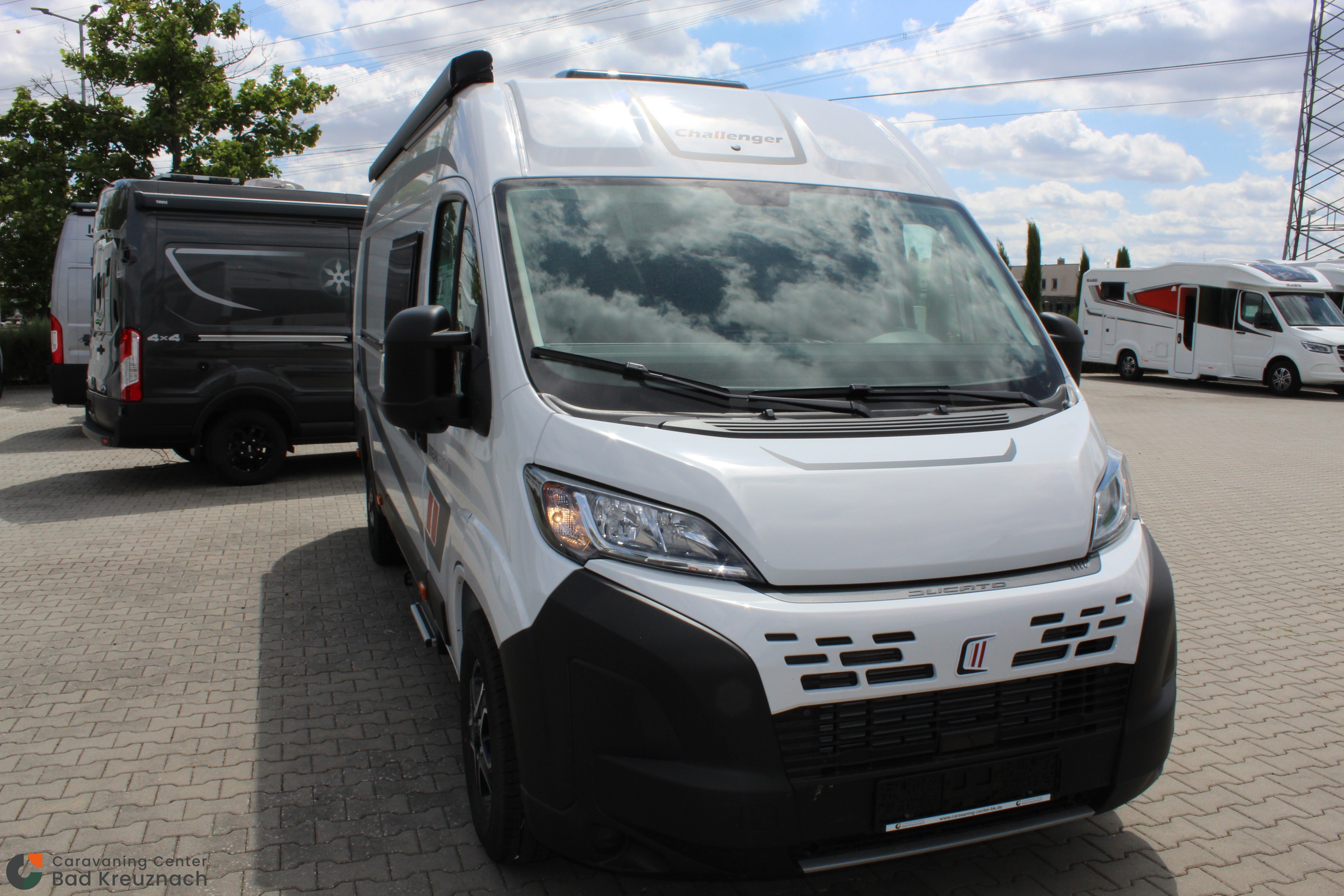 [general.product.image.short] 1 - Challenger Van V217 Break Edition*Solar.Arctic.Aut